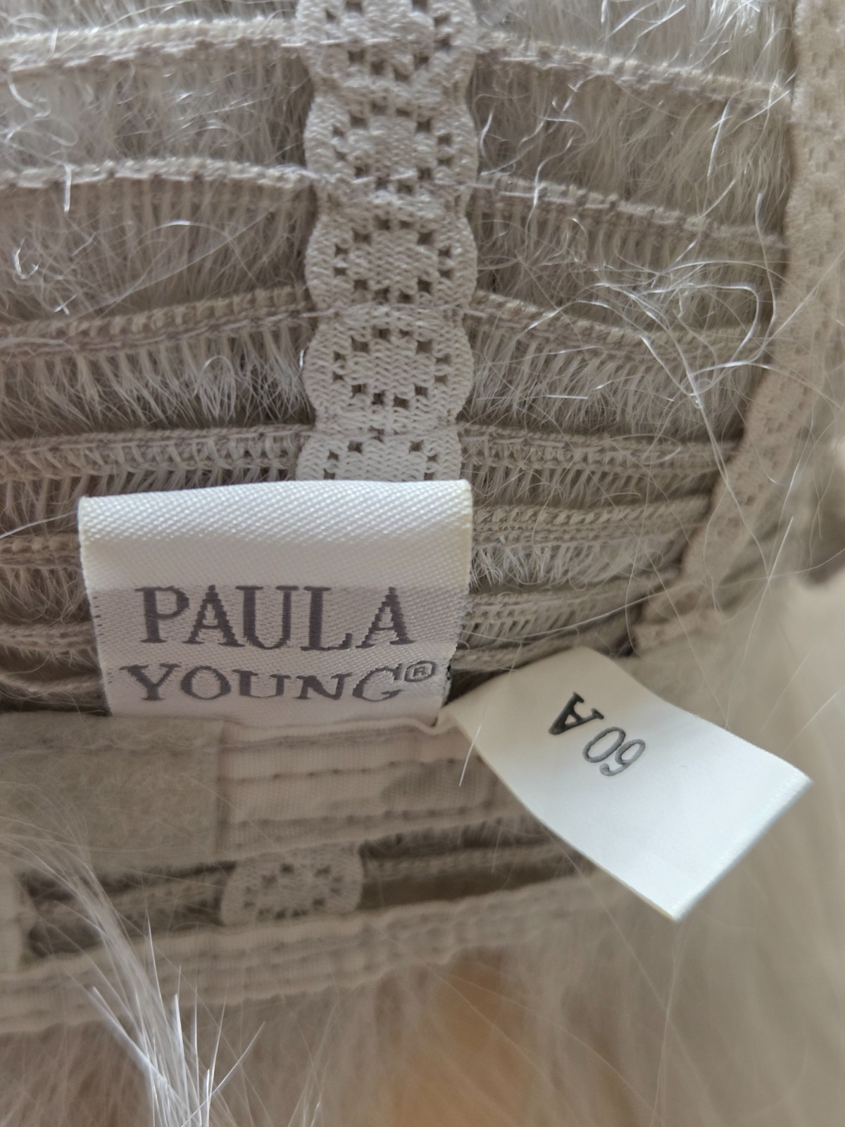 PAULA YOUNG AMIE WIG, WHITE “60” BASIC CAP, *NEVER WORN*