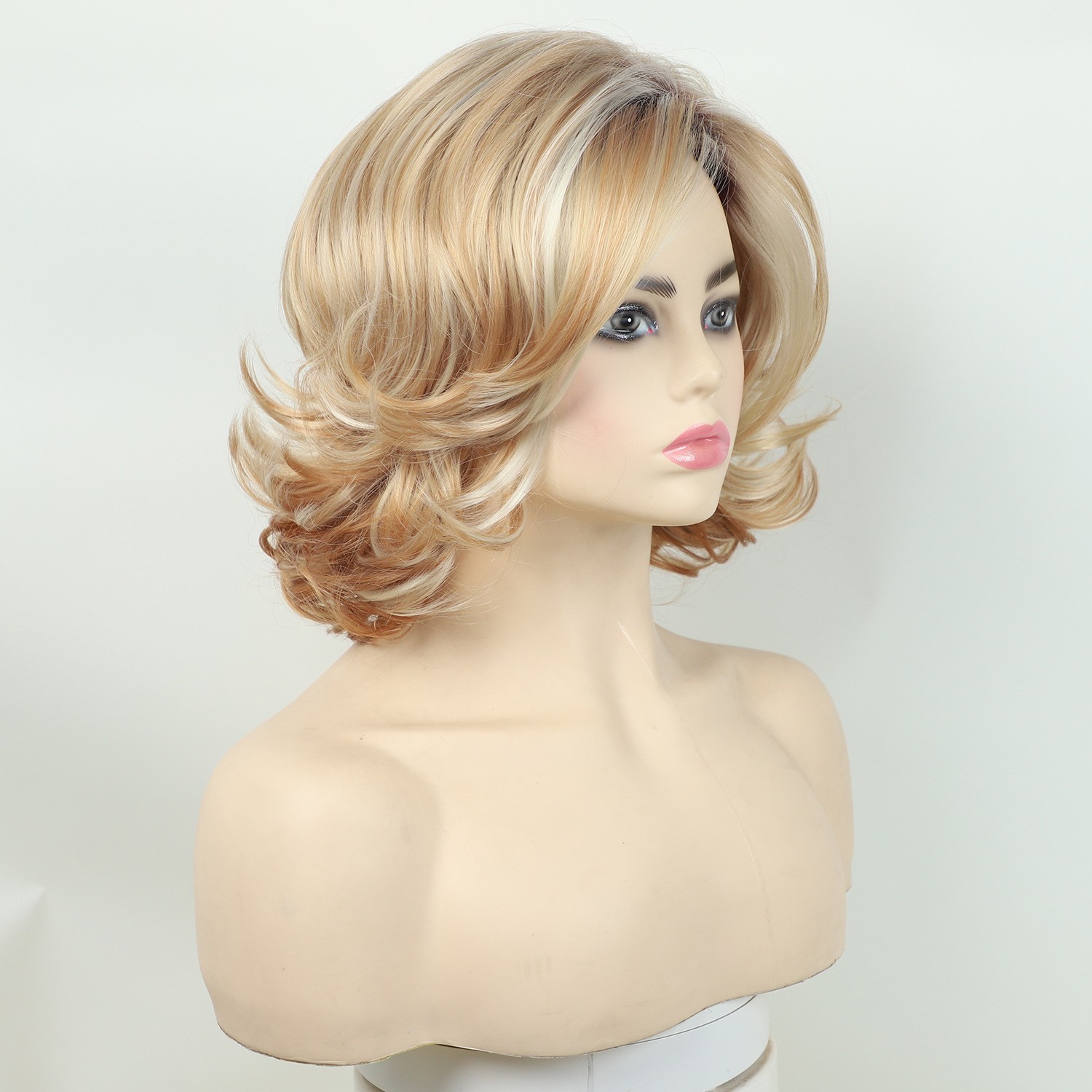 Short Fluffy Wavy Blonde Mix Synthetic Hair Wigs Women Soft Natural Daily wigs