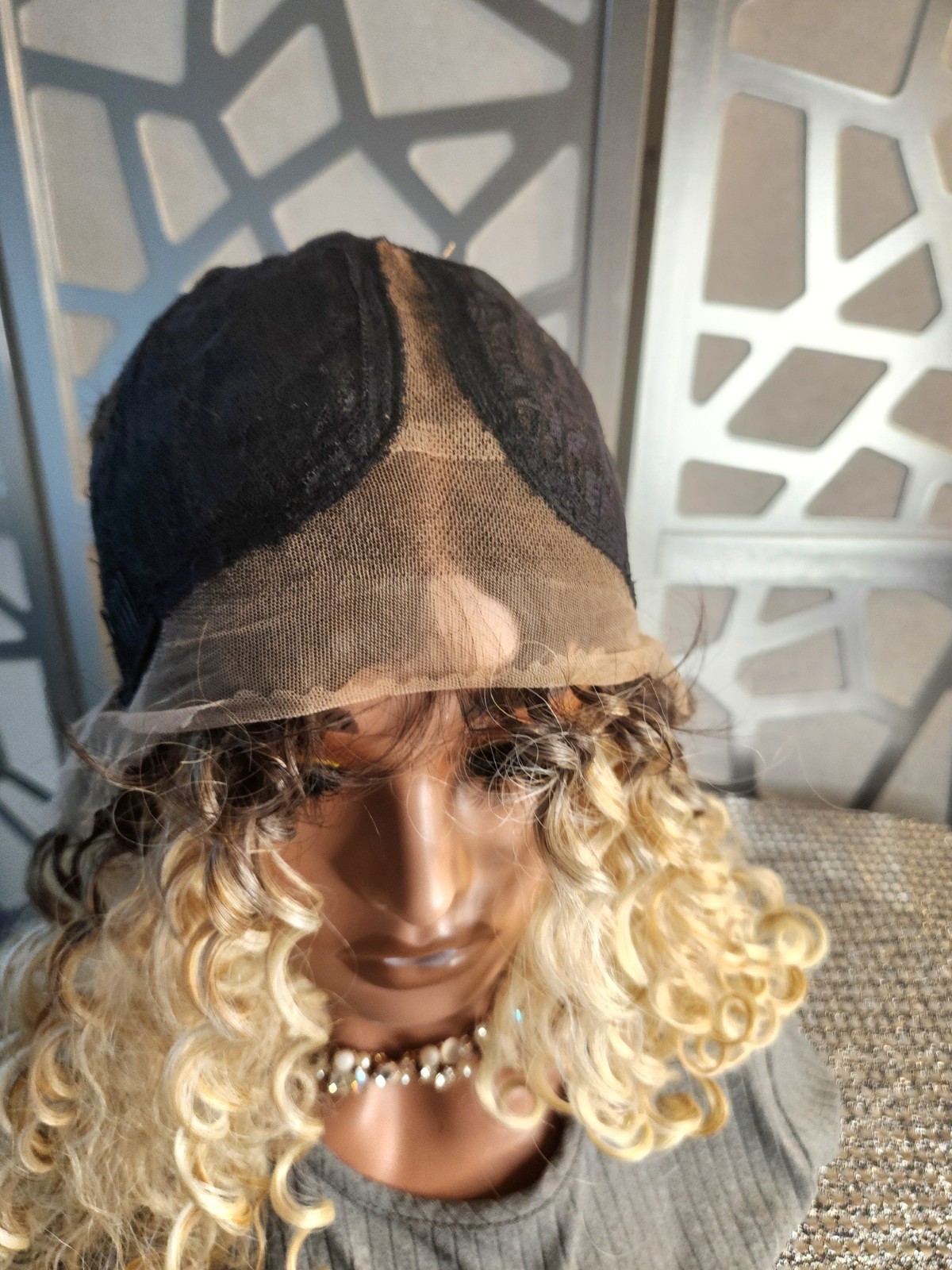 Ombre Blonde Wig Curly Loose Wave Lace Front Wig Balayage Highlights Blonde Heat