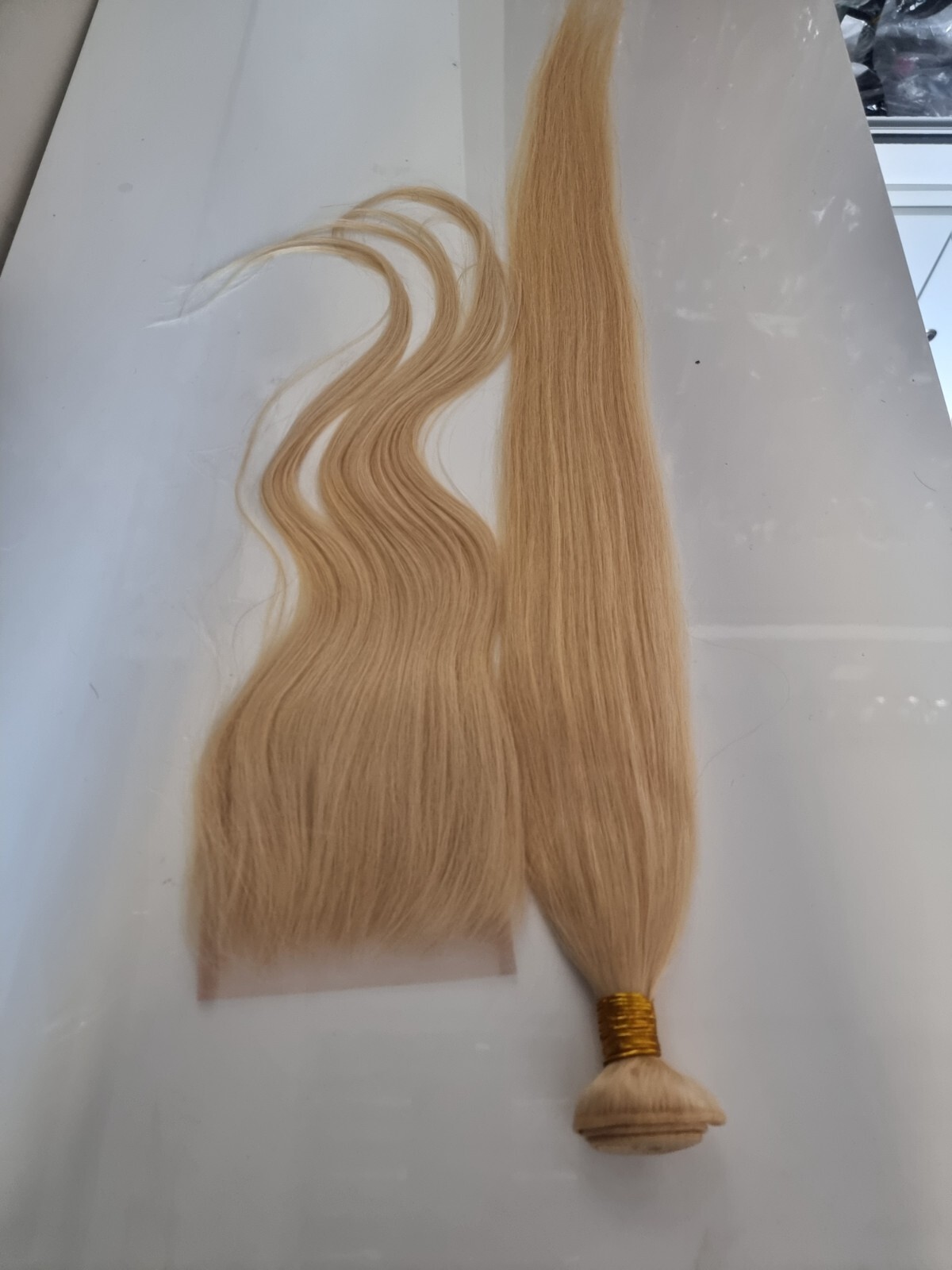 12A 34INCHES 100g+26INCH 5X5 CLOSURE BRAZILIAN BLONDE 613# 170g SILKY STRAIGHT