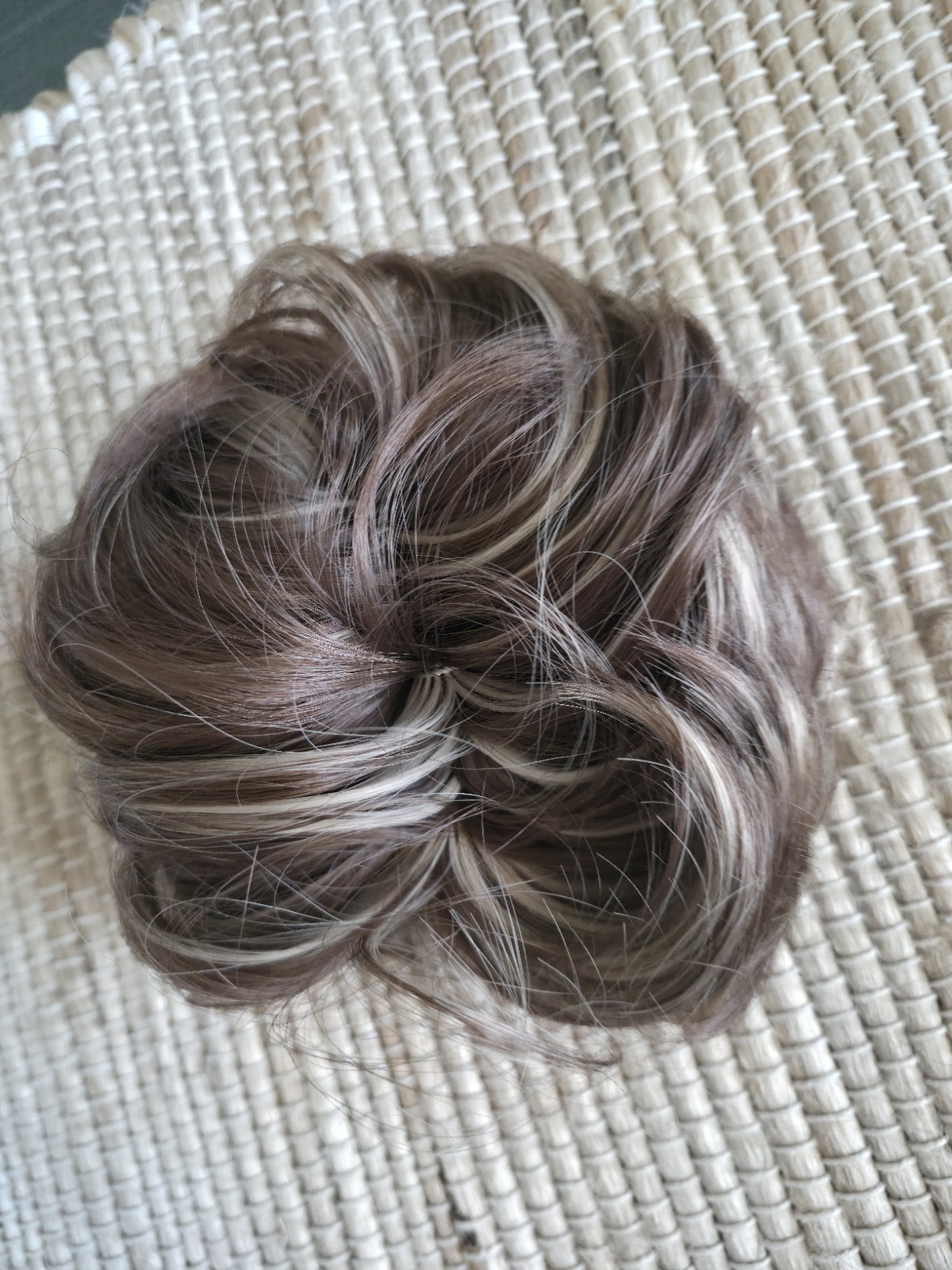 *NEW* Brunette Blonde Blended Hairpiece With Claw Clip