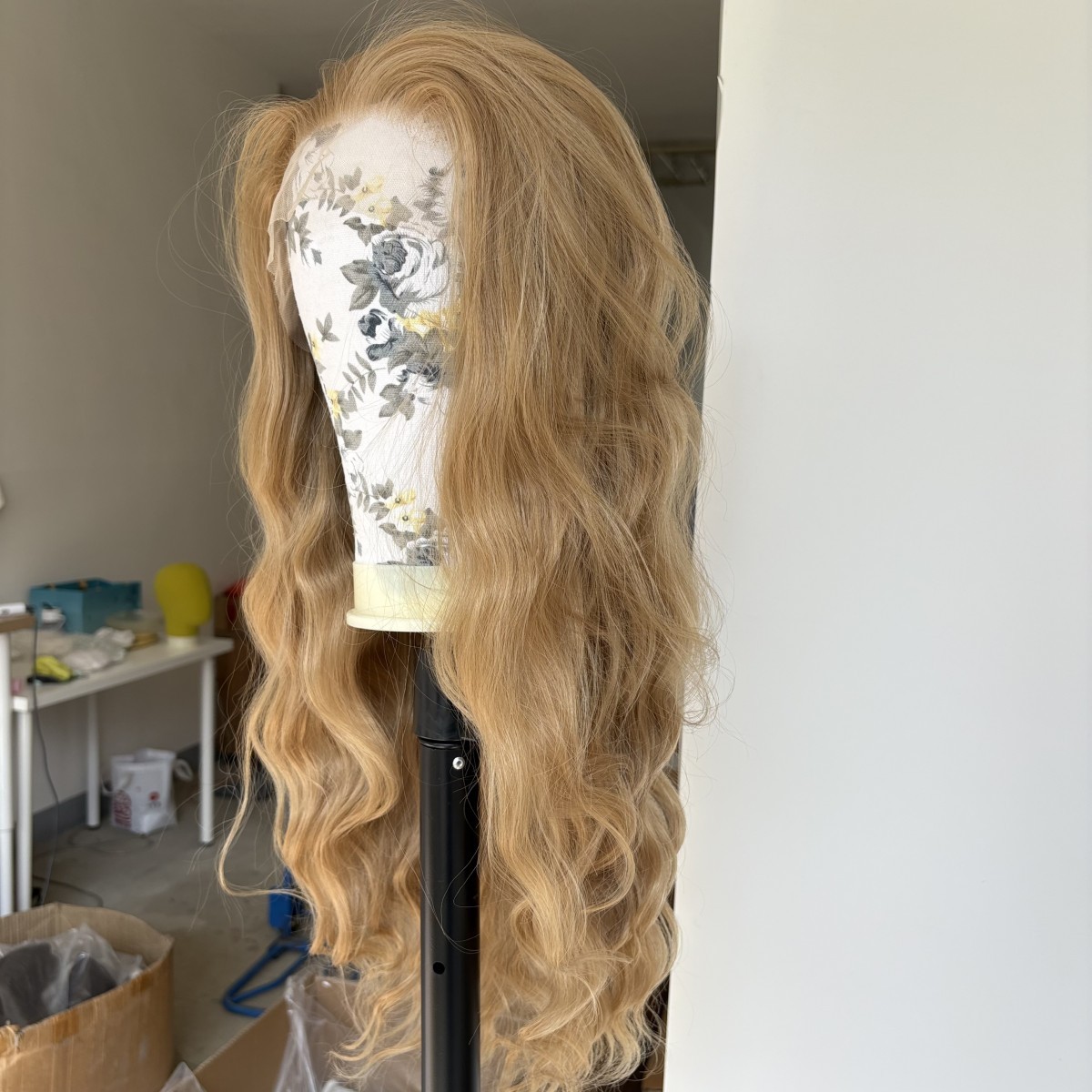 Long Wavy Blended Blonde Synthetic Hair Heat Resistant Natural Lace Frontal Wigs