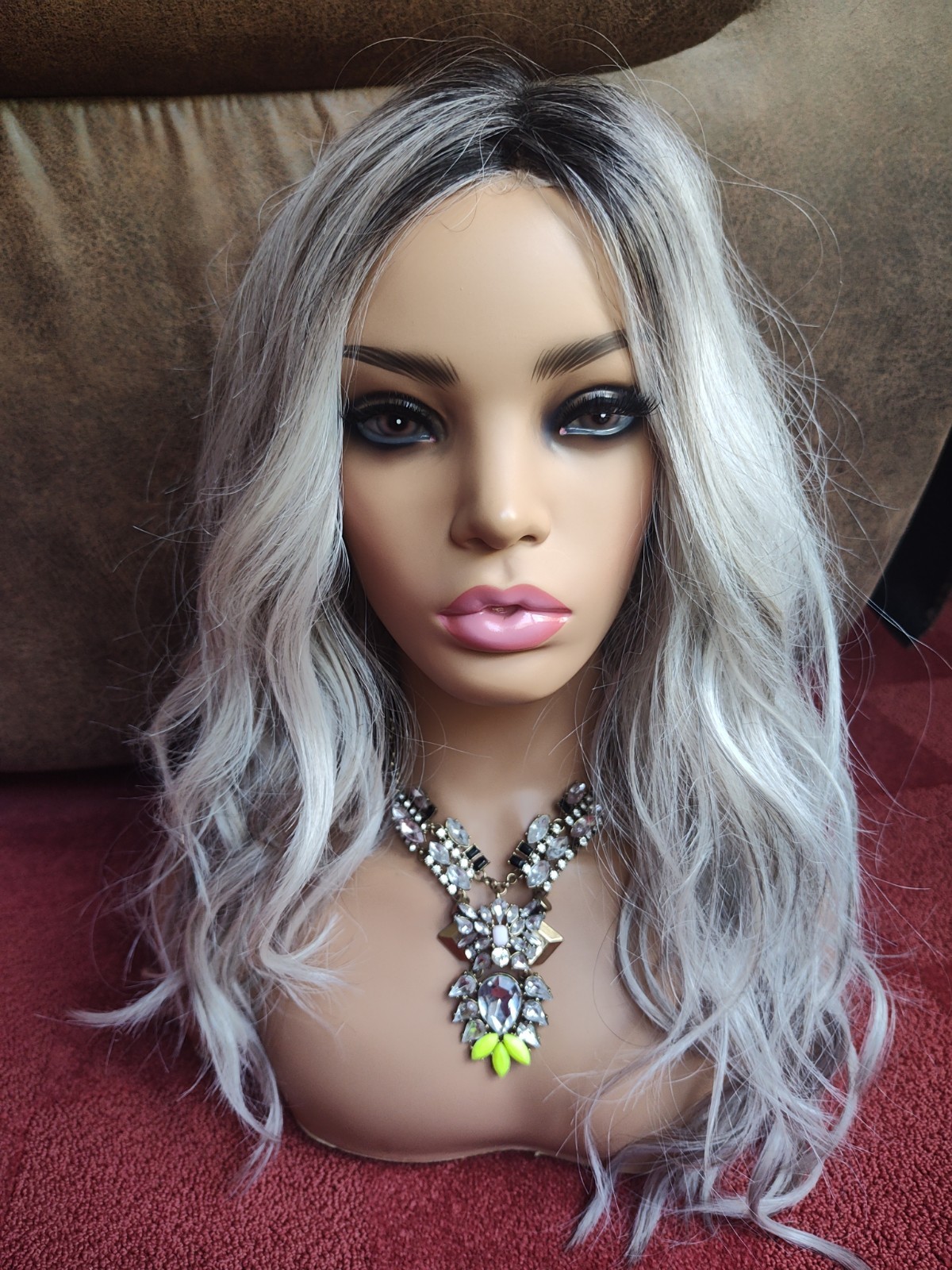 BNWT Belle Tress Dalgona 23 Chrome Luxury Synthetic Wig