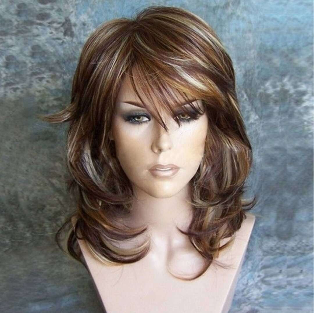 1 Set Blonde Layered Synthetic Wave Wigs Brown Wavy Ombre Fashion With Bangs