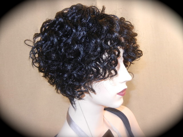 Shake-n-go Freetress EQUAL Synthetic Wig NAME: KIM short unbalanced Curly style