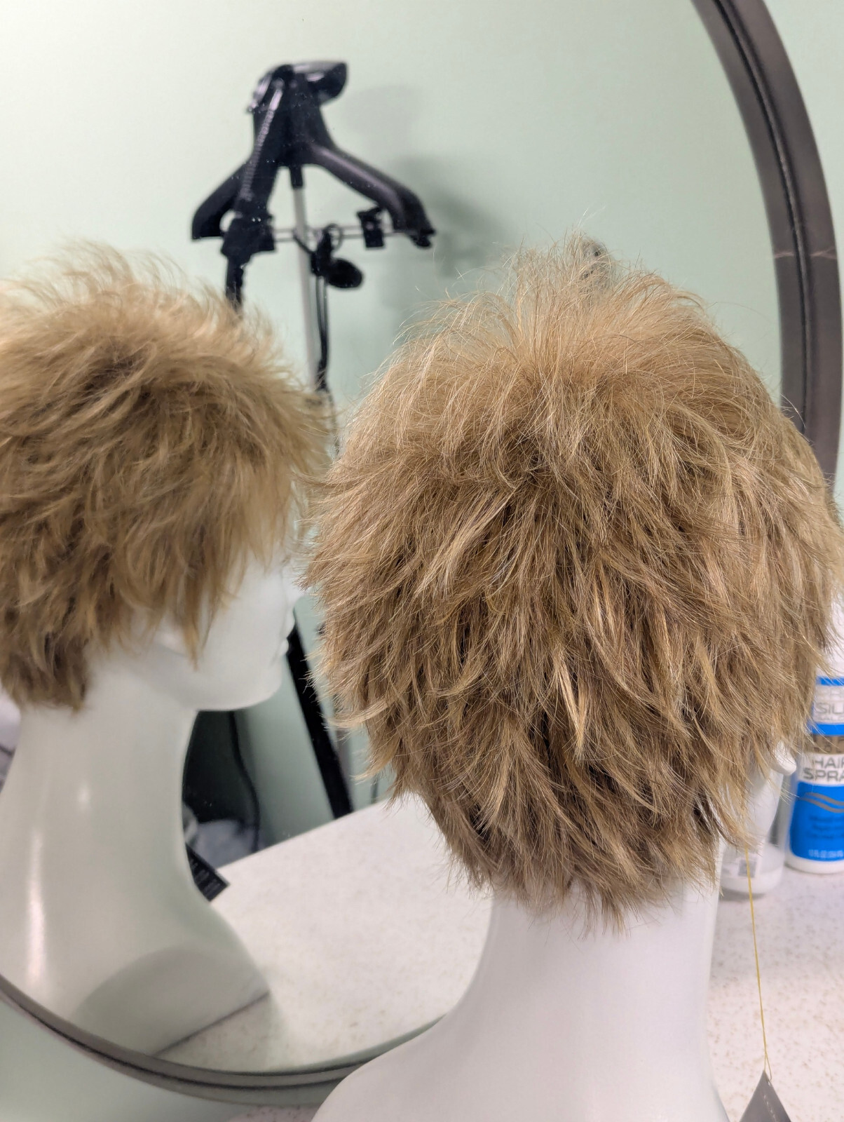 Ambient Fiber Vintage Tony of Beverely Iris in color Malibu Blonde