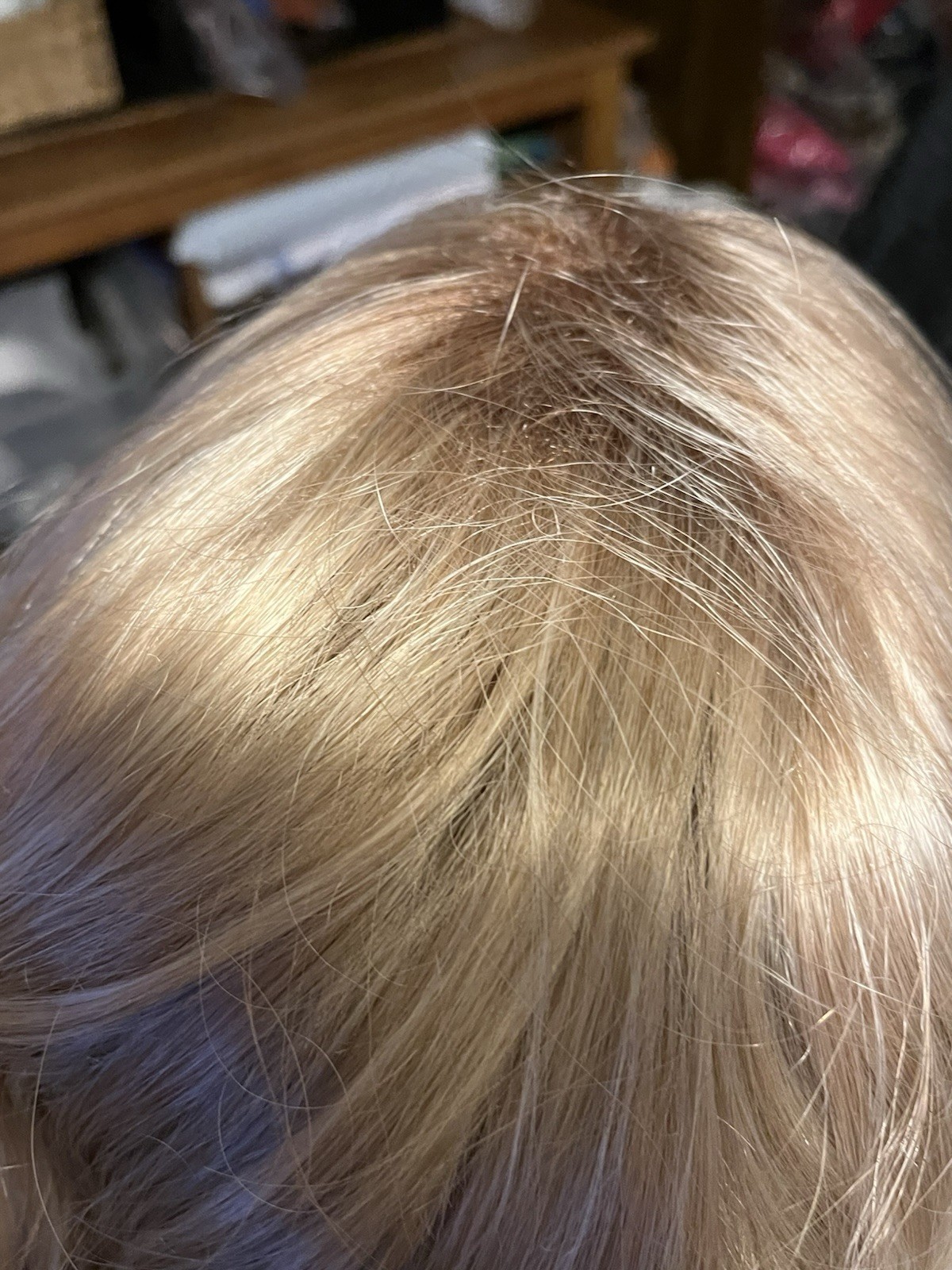 wig 17″ monofilament blond waves classic adjustable cap nwot #1600