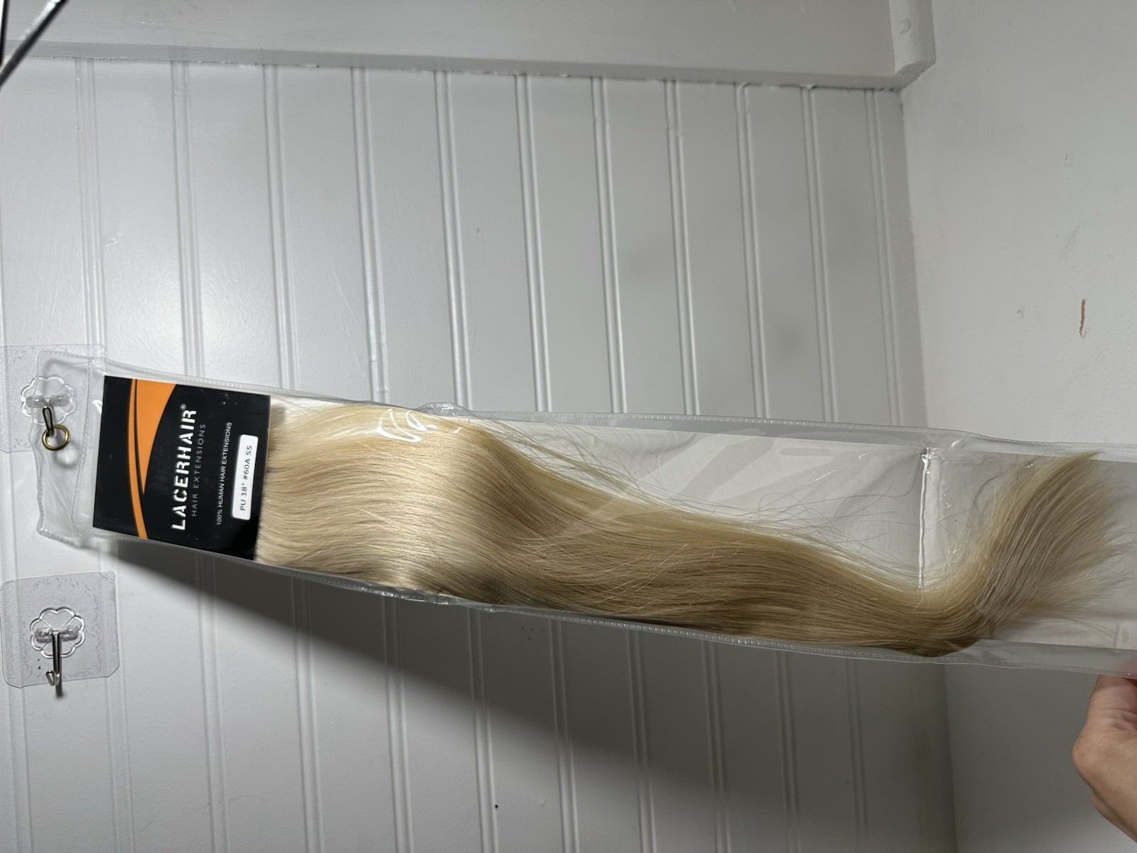 Lacerhair 18″ Clip in Dark Ash Blonde mixed with Platinum Blond P#18/60A SS