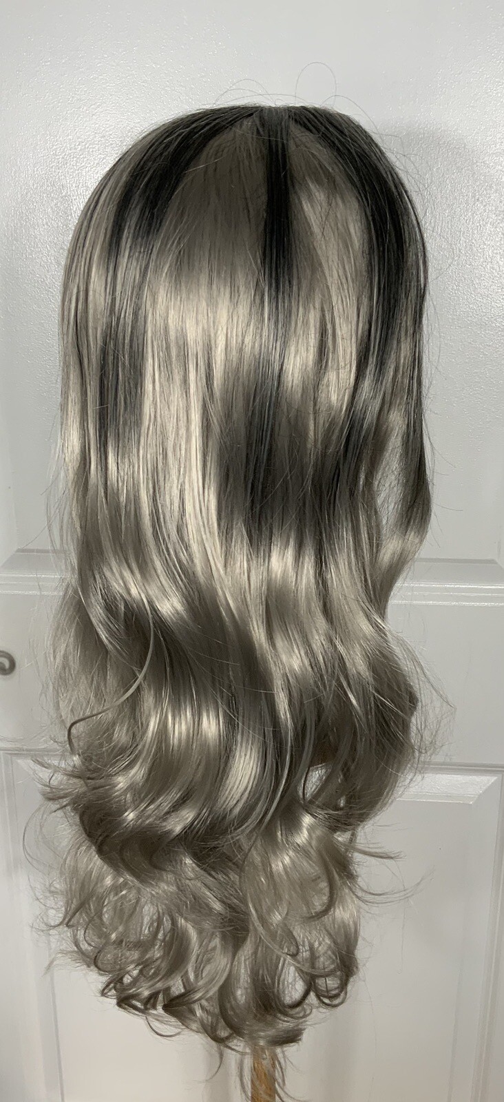 New! Synthetic Wig Silver 28” Long Wavy Net Cap Center Skin Part Sz Avg 10-16