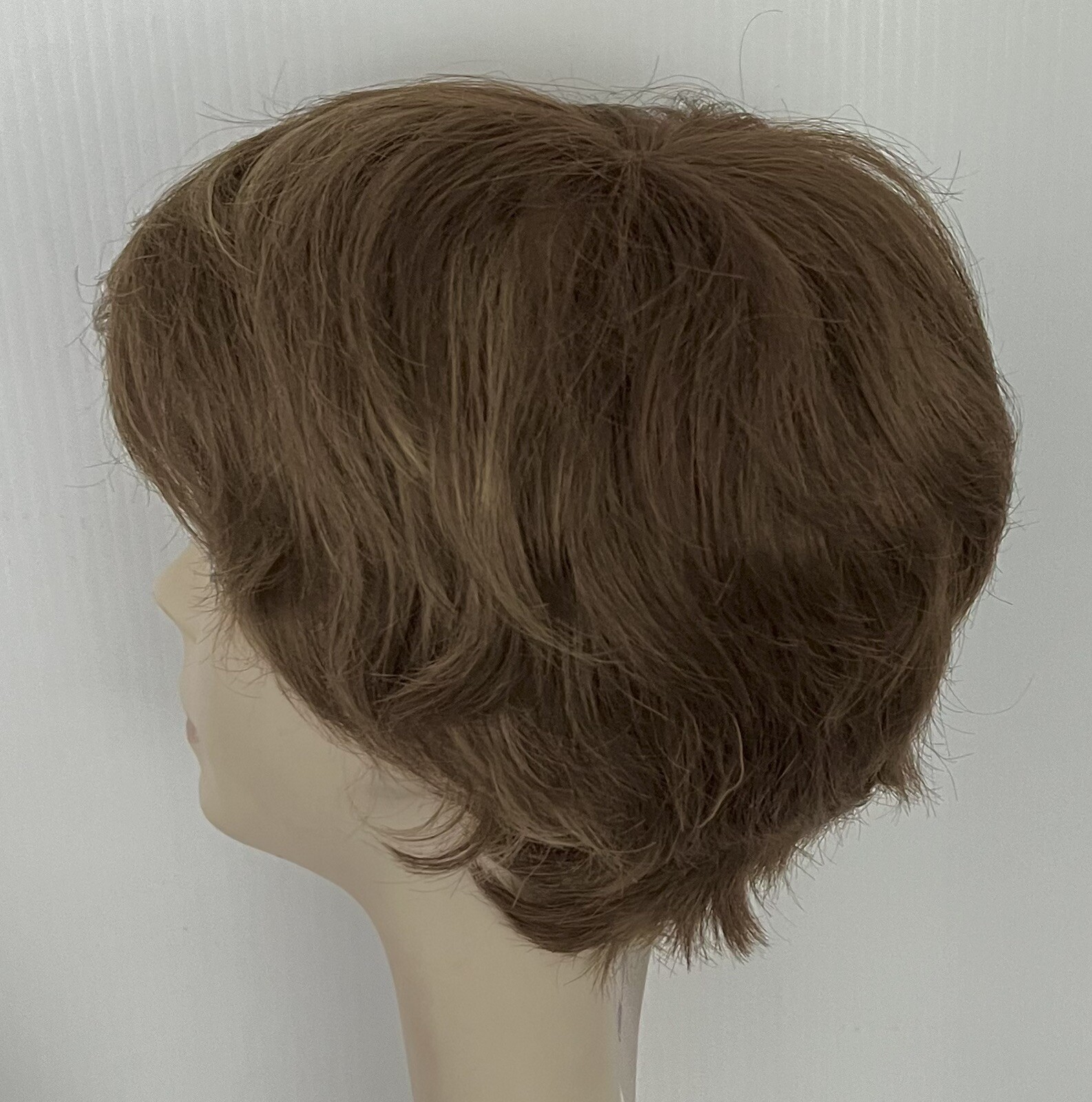 NWT JACQUELYN Wig HUMAN HAIR Blend COCO 16-10 LIGHT BROWN Monofilament Top