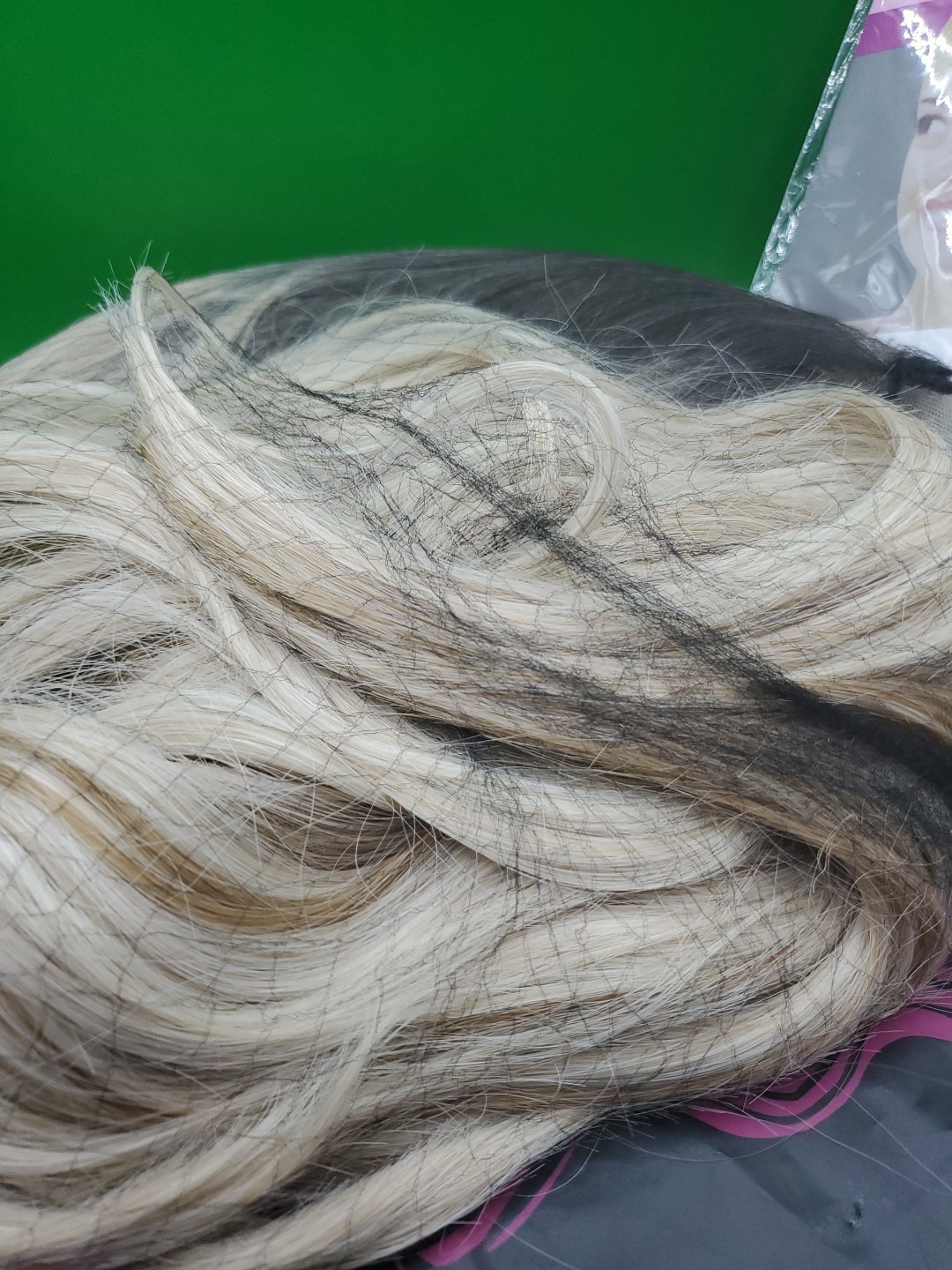 Deluxe Wig Cap Natural 2 pieces & Hair Wig Rosella Blonde /w Dark Highlights