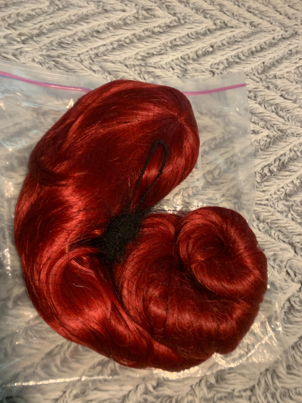 ARDA Long Red Cosplay Wig ~ EXCELLENT Quality ~ WORN ONCE ~ Poison IVY