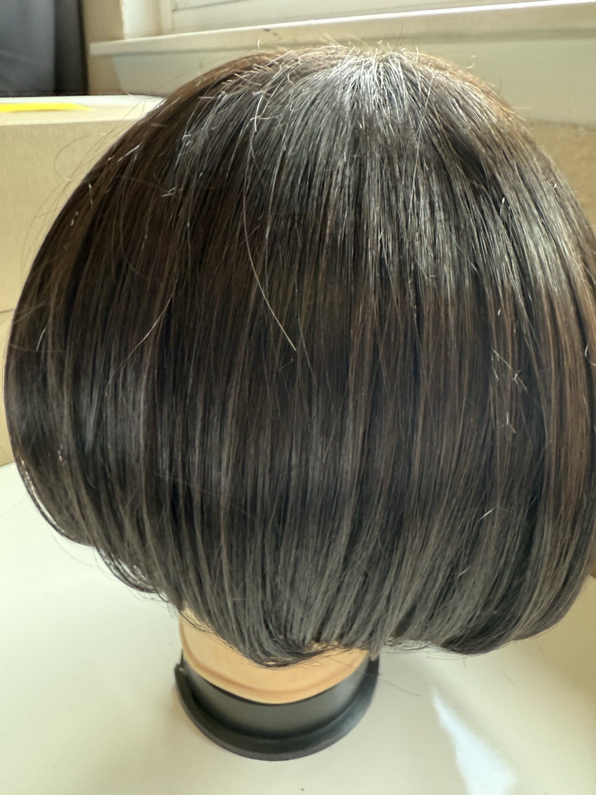 Hairdo by HairUWear Classic Fling Wig R4 Midnight Brown Synthetic NEW Japan