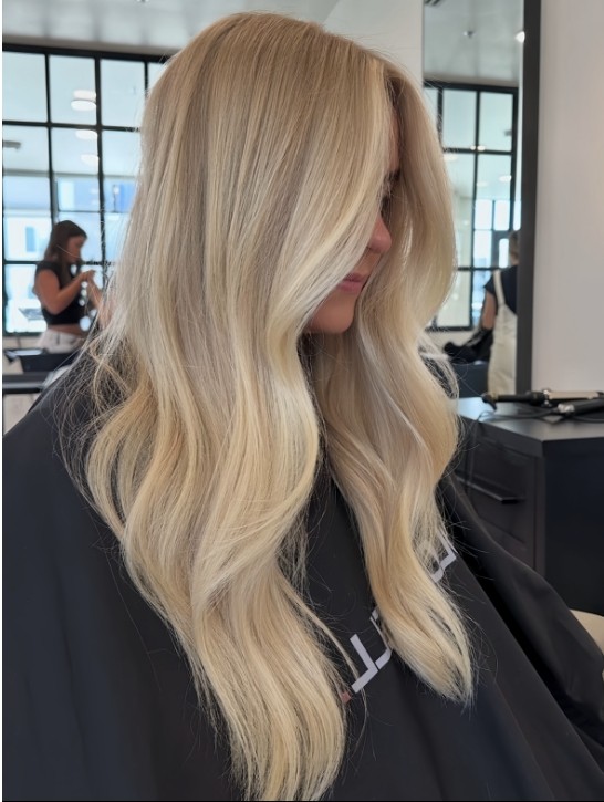 Balayage Ash Blonde Ombre Wave 13×4 Lace Front Human Hair Wig 200%