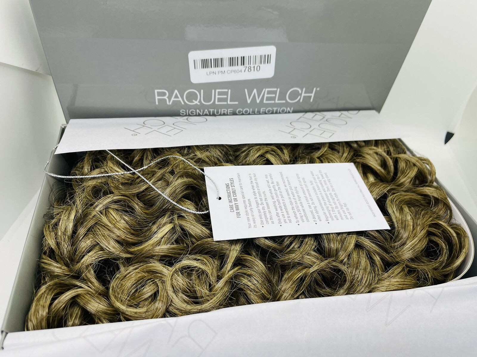 Click Flash Curly Chin Length Wig, Average Size Cap, RL10/22SS Iced Cappuccino
