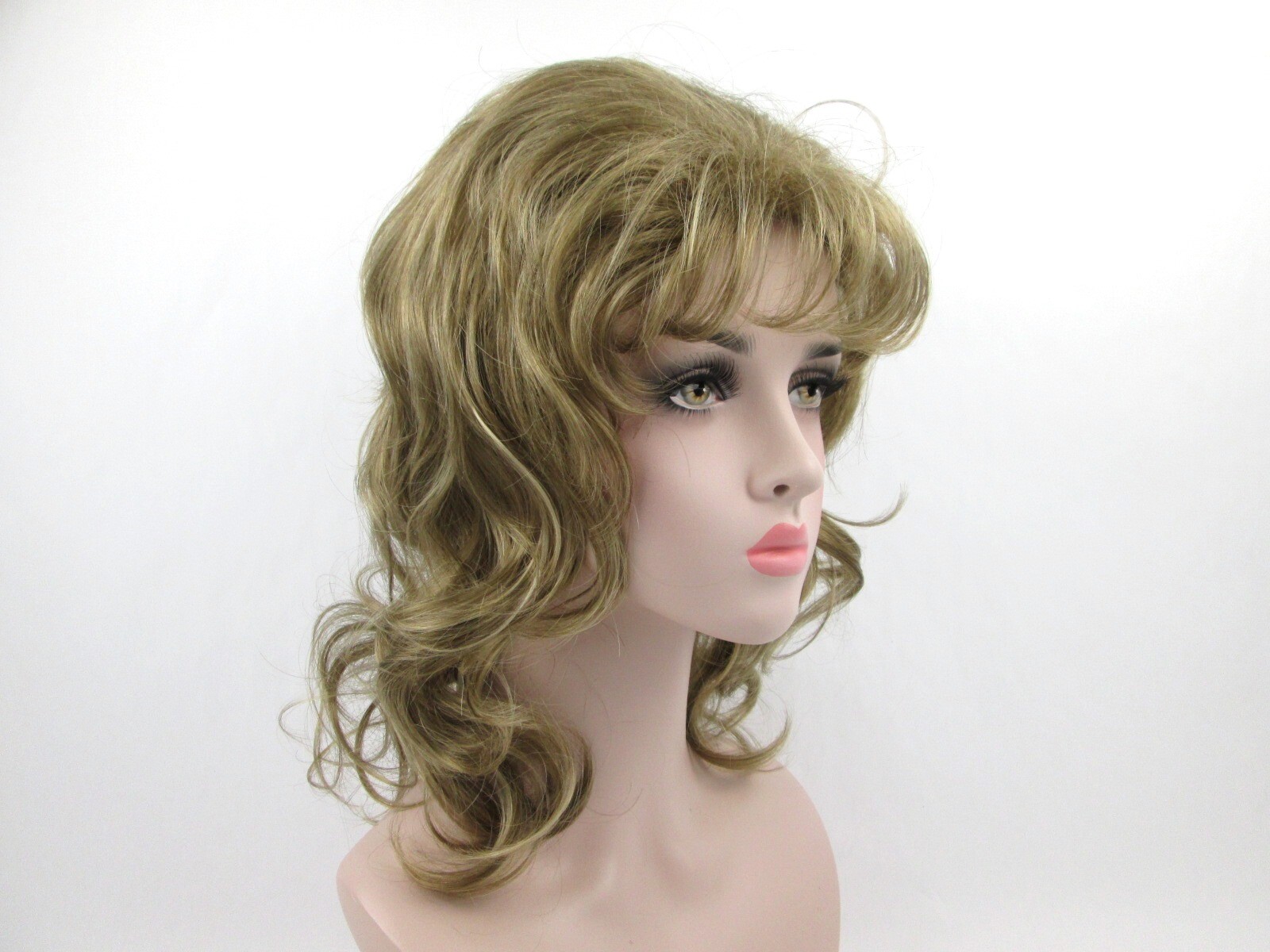 70S 80S WOMEN SHOULDER LENGTH LAYERED TOP & FEATHERED BACK WAVY MULLET WIG VICKY