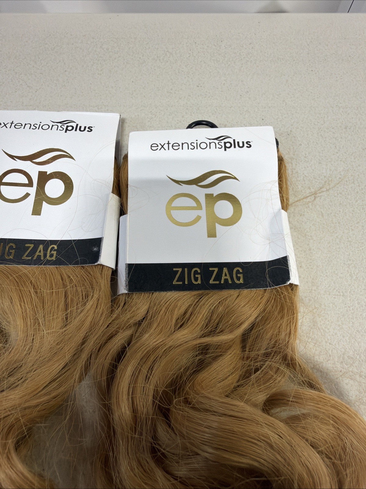 Extensions Plus ZIG ZAG curly Wefts 27-29in Honey Blonde