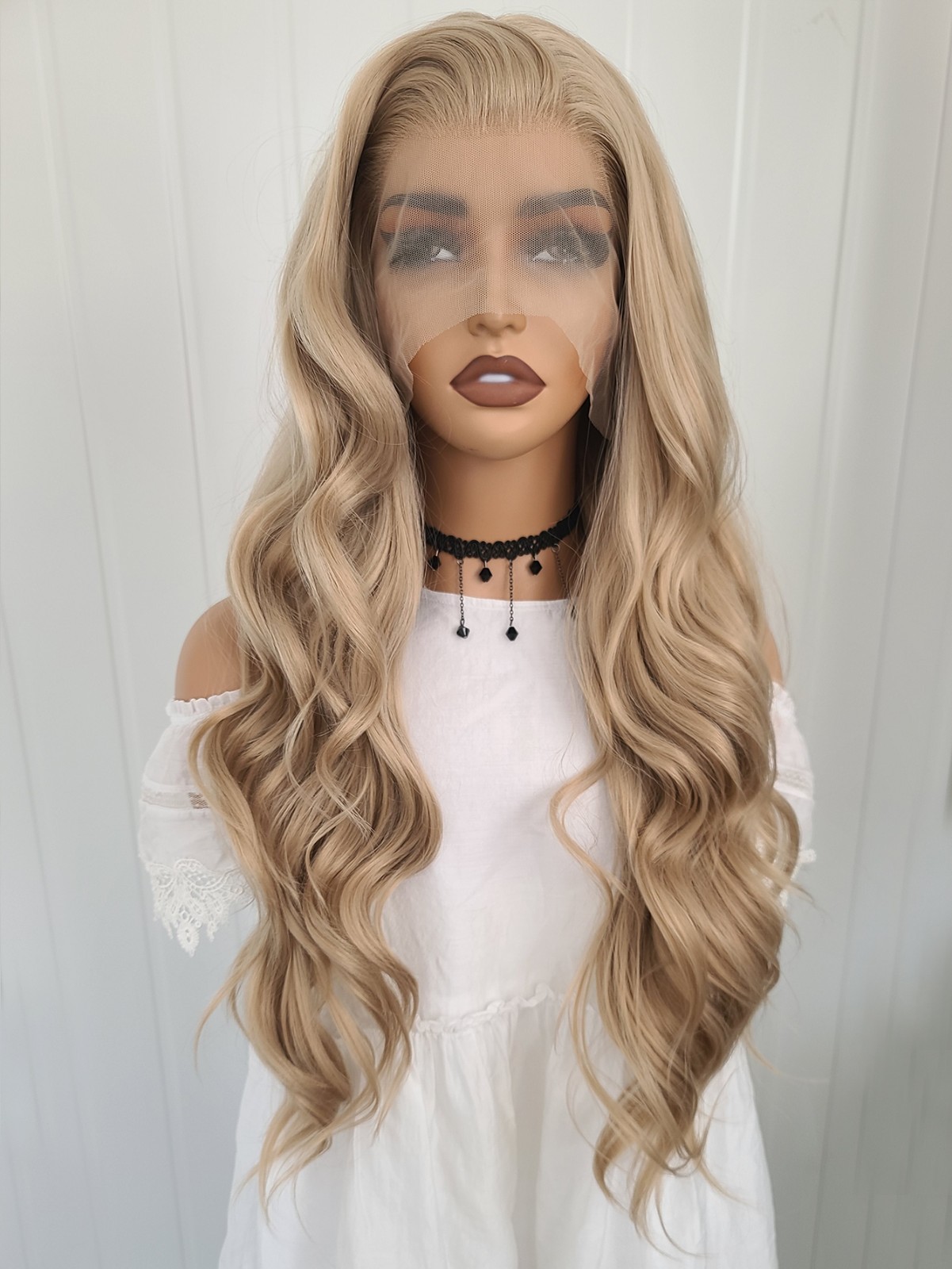 Heat Resistant Hair T Lace Front Wigs Long Wavy Ash blonde Layered Hairstyle