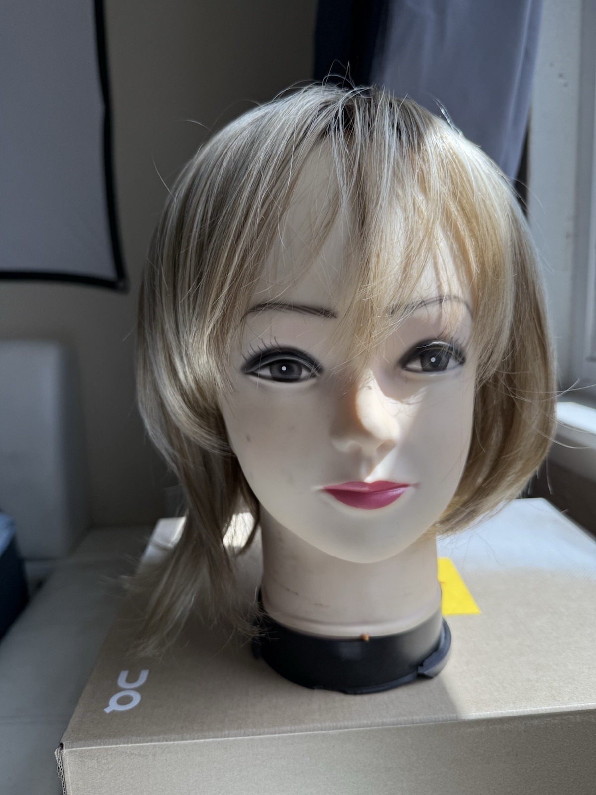 Renee of Paris Cameron Bob Wig 2362 Creamy Toffee-R Short Synthetic Wig