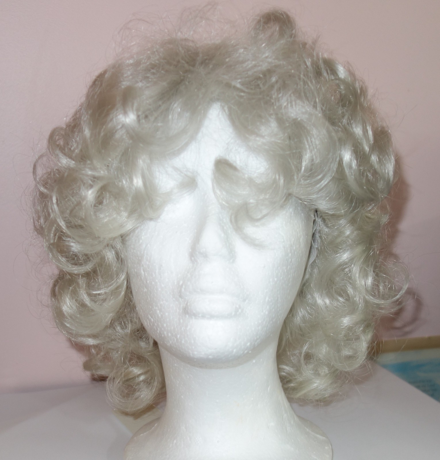 Envy Kenya Lace Front Cap Curly Wig – Color #60 White – NWT #2