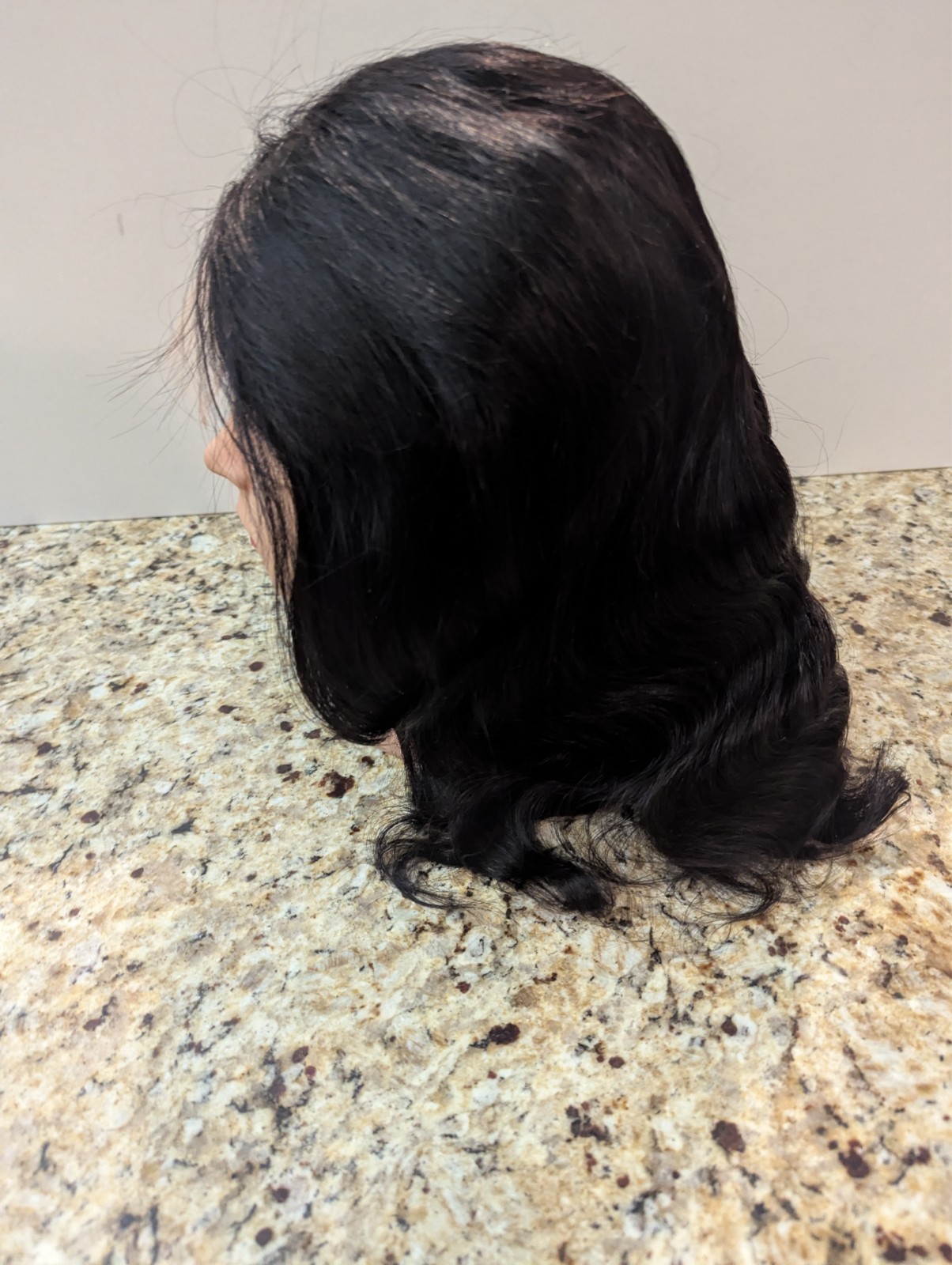 Women’s 12″ Hair Wig Wavy Natural Black