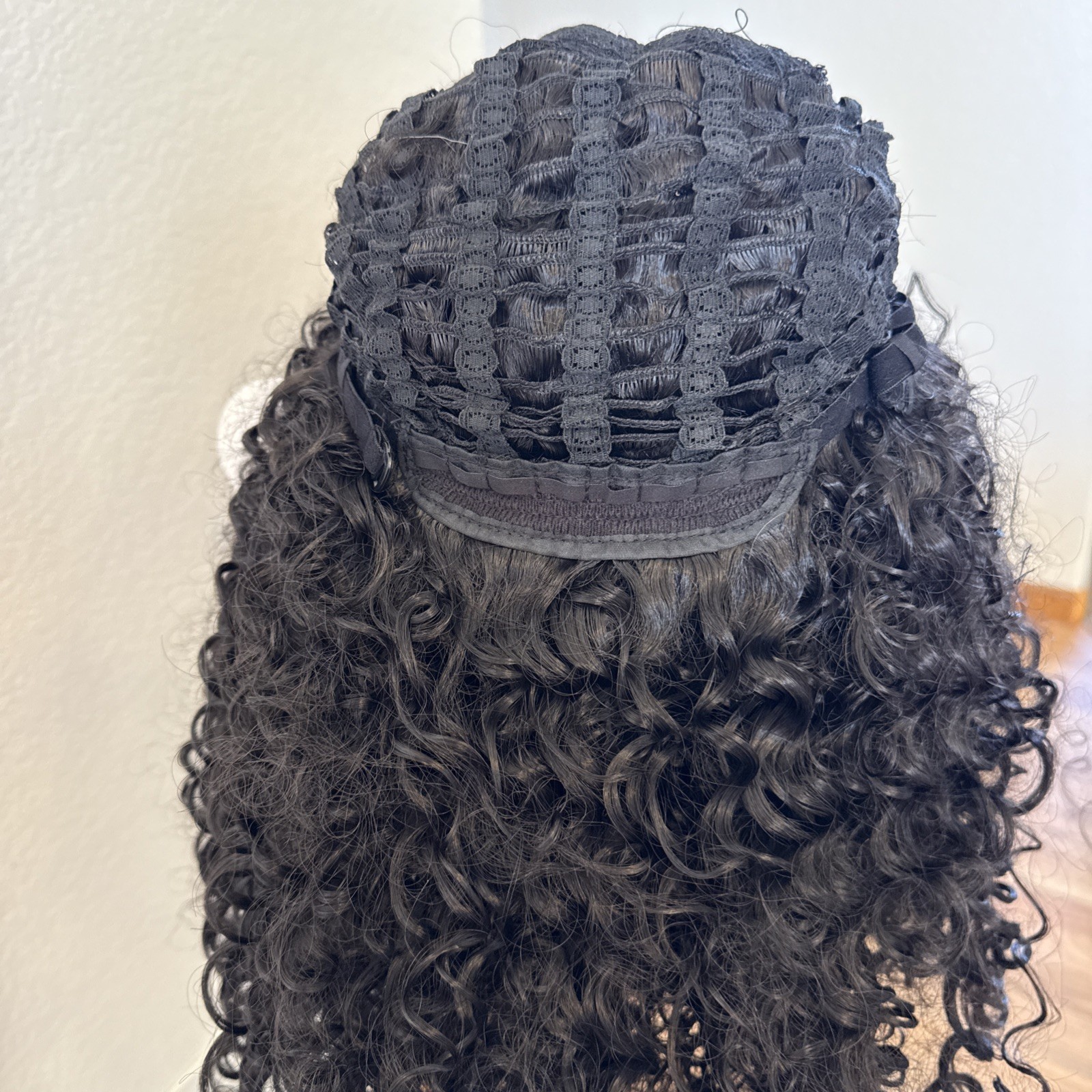 Kinky Curly Long Lace Cap Black 26”Synthetic Big Hair. Very Nice 79