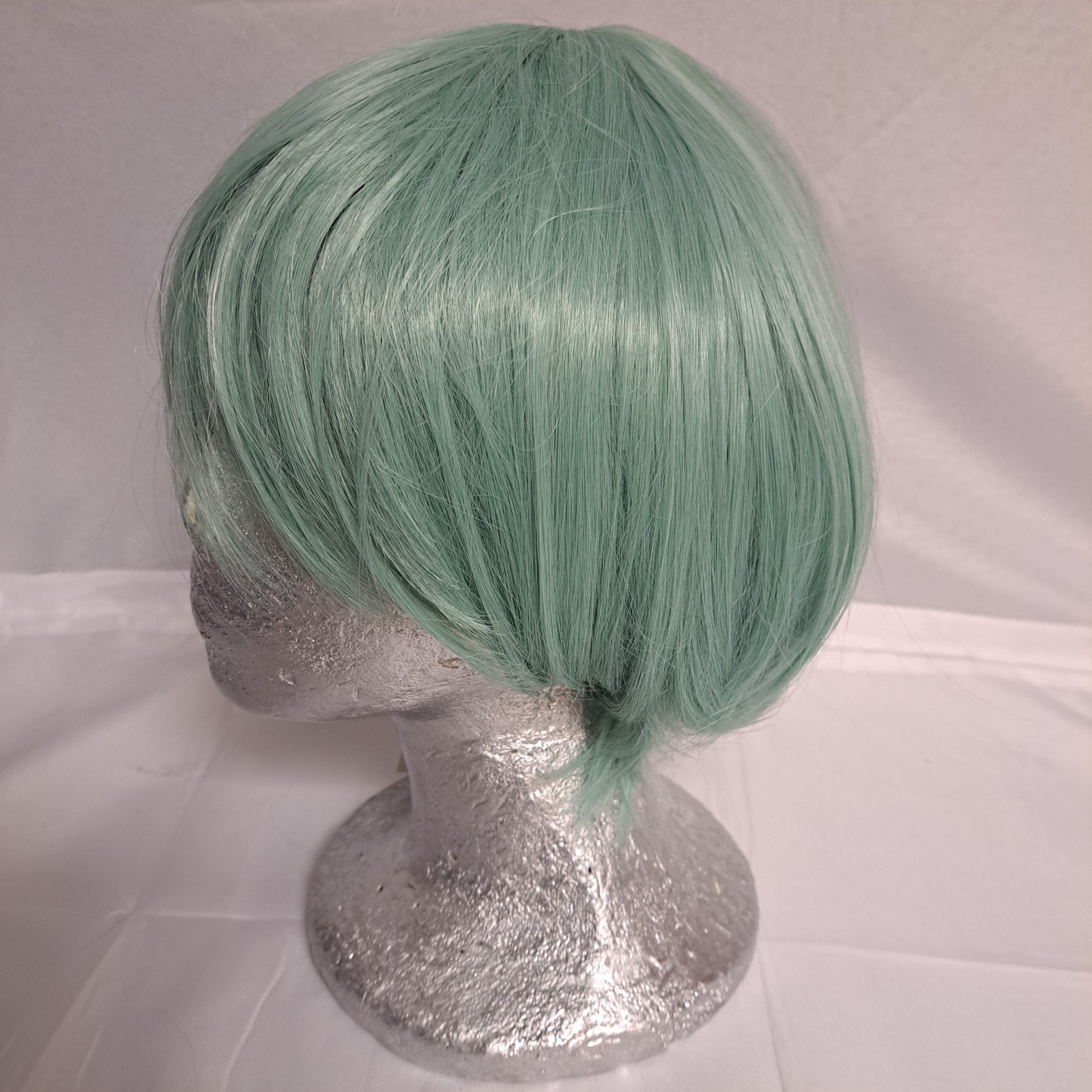 Wig Soft Green Anime Boy Cut bangs synthetic short Halloweeen Cos Play NWT