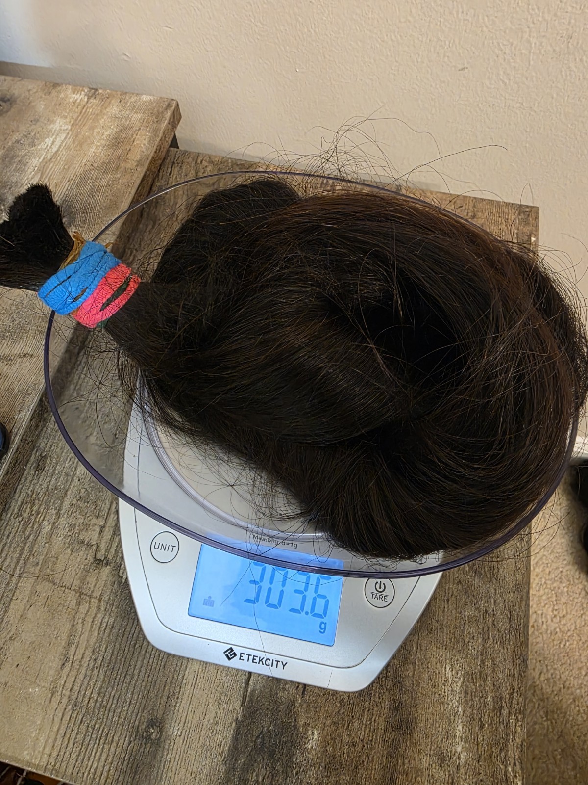 Human Hair Straight Black soft silky 60+ inches 303.6g 1pc