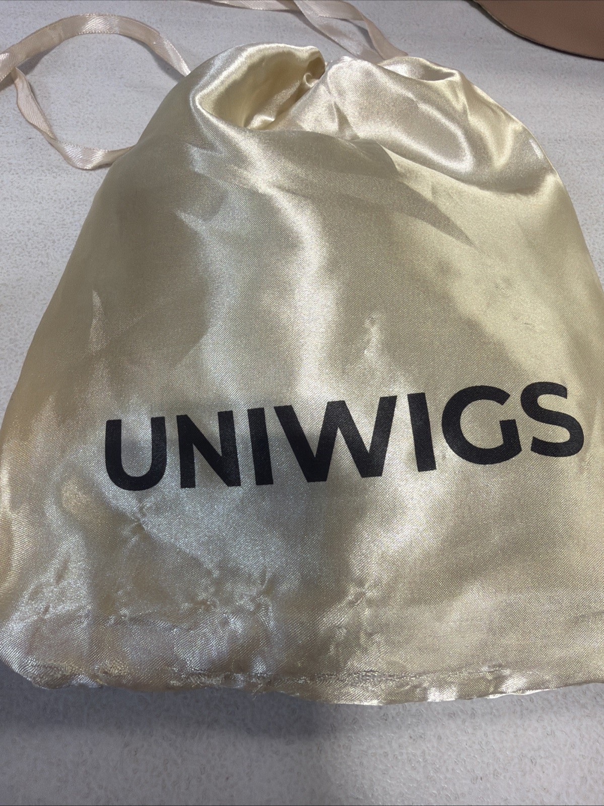 UNIWIGS Lacefront Topper Ultra Breathable 8.5 X 9 HUMAN HAIR 14in