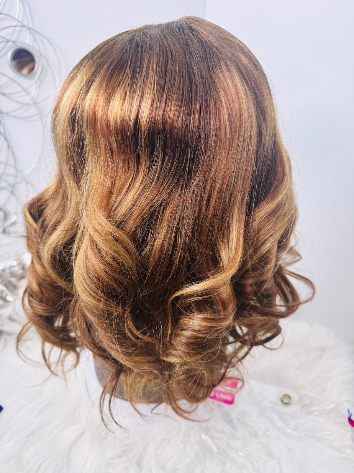 4×4 14in Fab Glueless Highlighted HD Lace Closure Wig