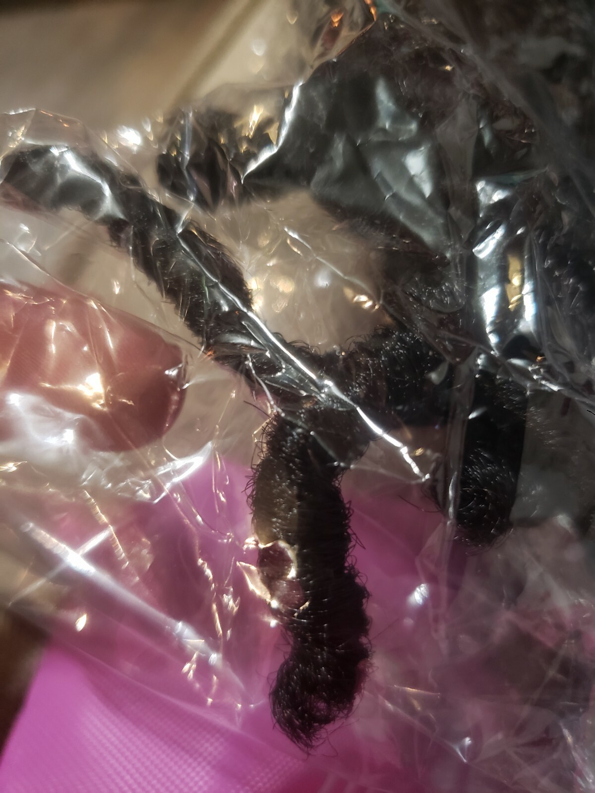 Leeven 18 “Chrocet Braids 6pk 126 Roots Black