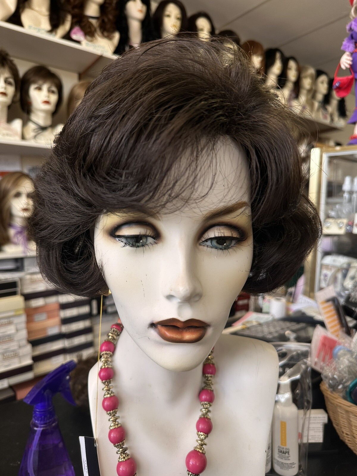 “JUNE” by TONY OF BEVERLY #4 a Dark Brown wavy bob. Discontinued! Reg. $199 ❤️