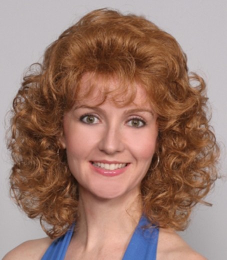 1980S 70S WOMENS MEDIUM SHOULDER-LENGTH LAYERED BODY WAVE CURLS CURLY WIG AMBER