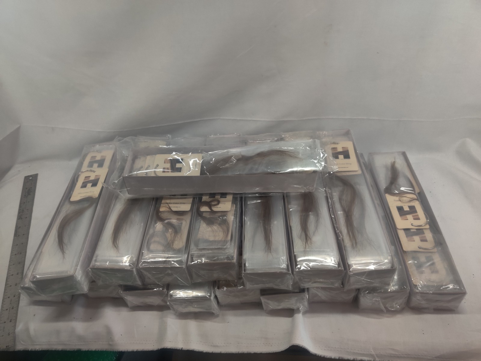 17Packs Of 20Hotheads Mini Color Ring Hair Extension Color Swatches Salon Sample