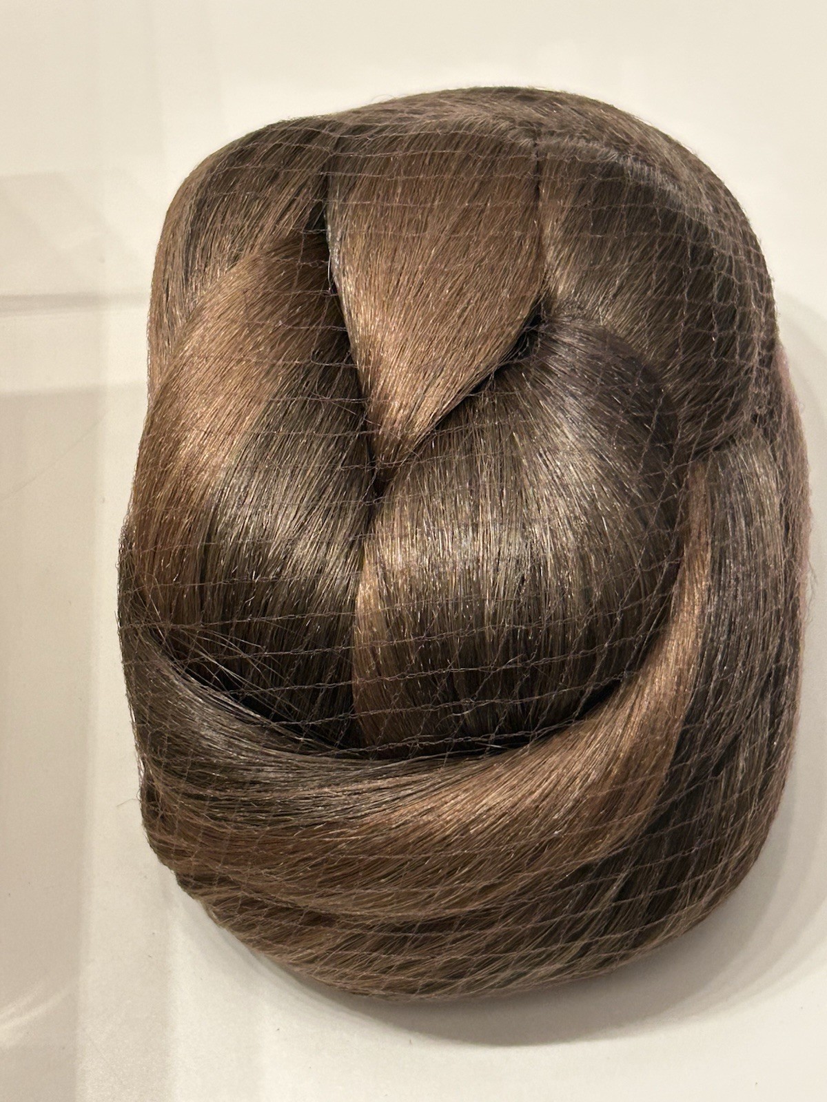 2 – HairDo Updo Hairuwear Clip-In Buns Jessica Simpson Ken Paves -Chestnut Toast