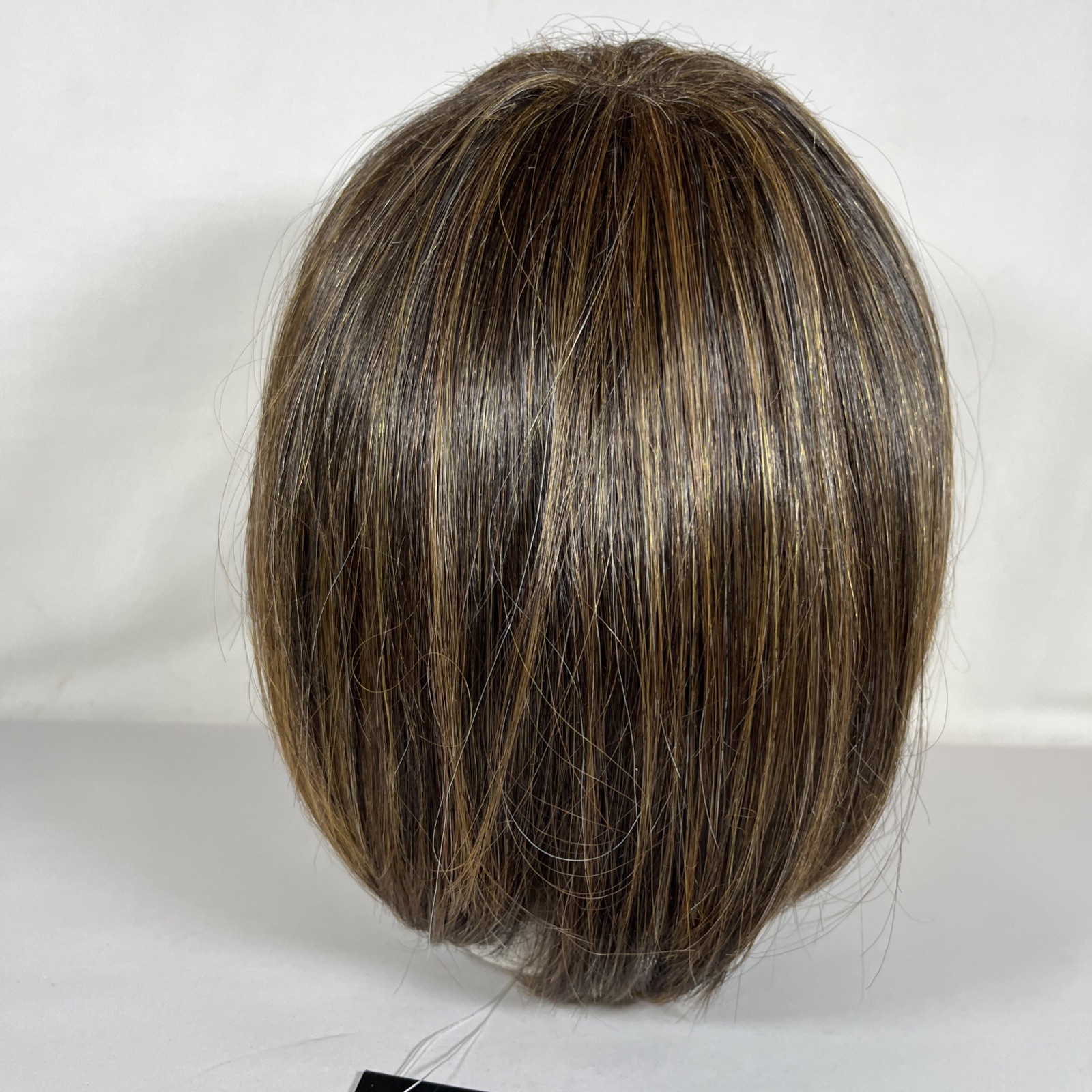 Seriously Sleek Bob Wig Hairdo by HAIRUWEAR Glazed Hazelnut Med Brown/Ginger