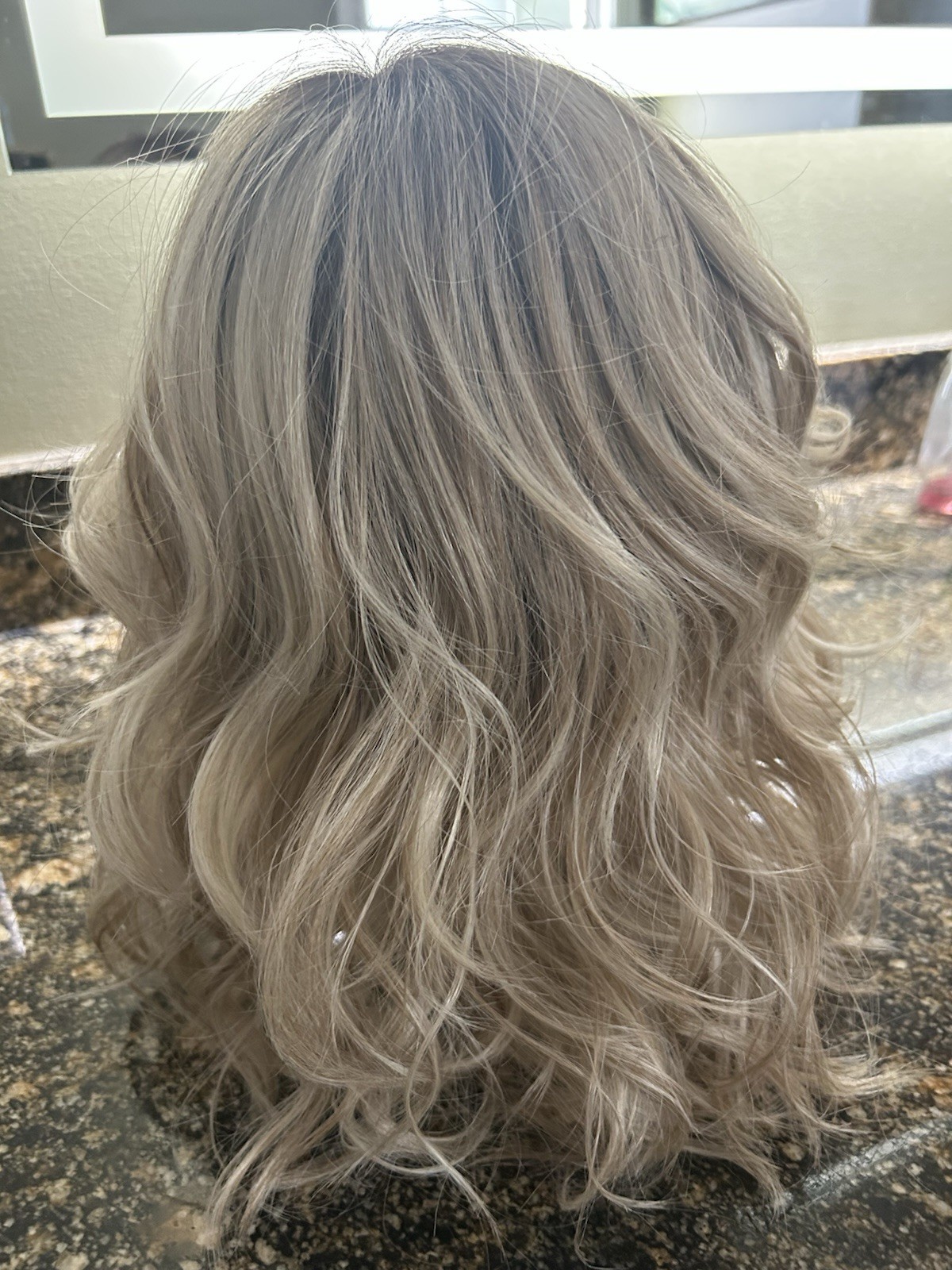 Amore Rohan Wig Sea Salt Blonde Rooted NWT