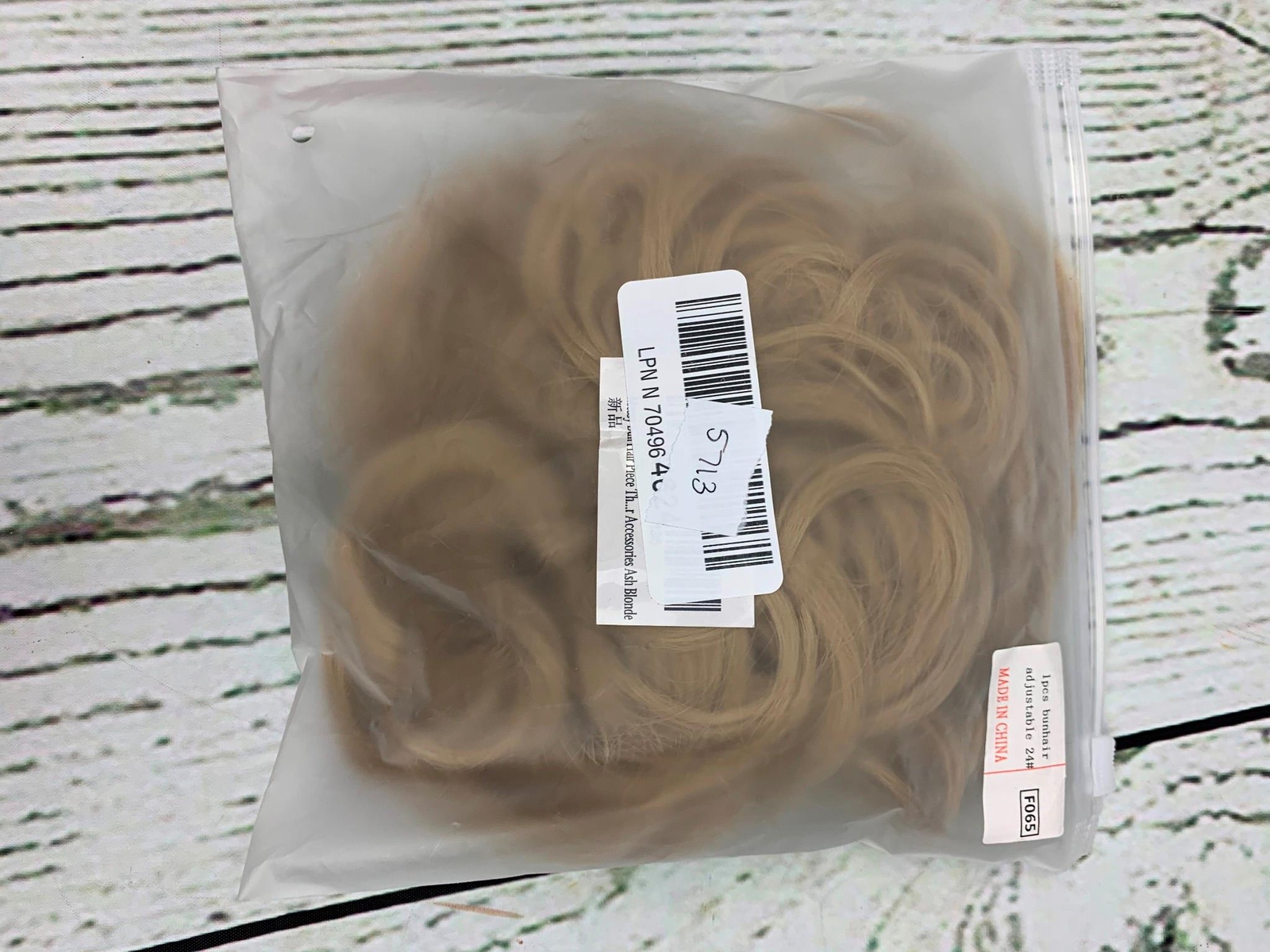 Messy Bun Hair Piece Thick Scrunchies Hair Extensions Ponytail Hair Ash Blonde
