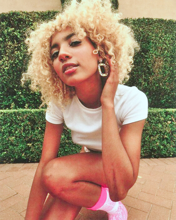 Short Curly Afro Wig With Bangs for Black Women Kinky Curly Hair Wig Afro Wigs