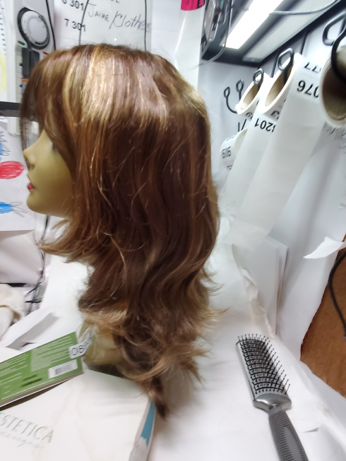Estetica Wigs naturalle long blonde strawberry dirty 2 toned ashlee carmkissm #