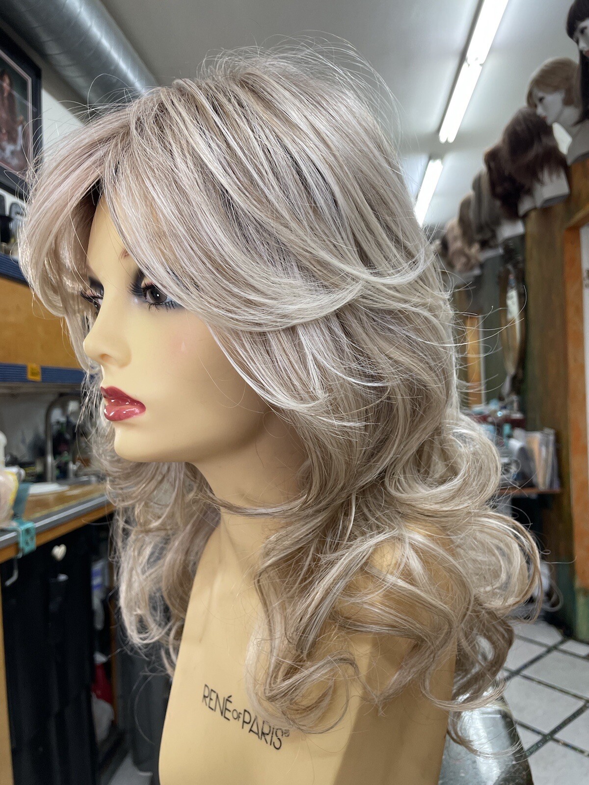 ALWAYS-Raquel Welch Wig-RL 19/23SS BISCUIT DARK ROOTS-WearUPorDown-MemoryCap-HF