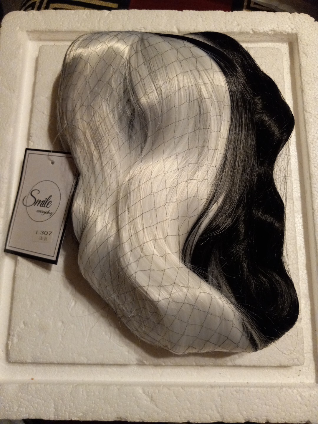 Womens Sallcks Black And White wig #L307 28 “Long Laid Flat Wavy Curly Bangs