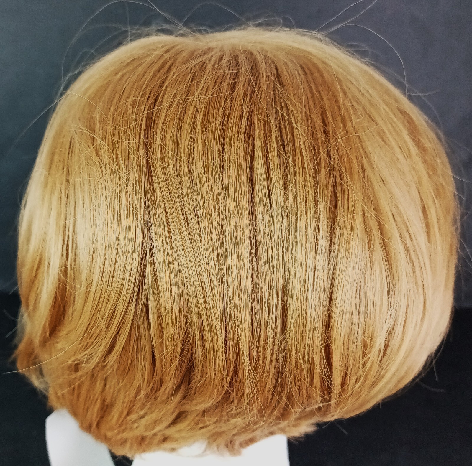Wig Sis Petite Blonde 26G Synthetic Short Wavy SKU HW15078 Capless NEW