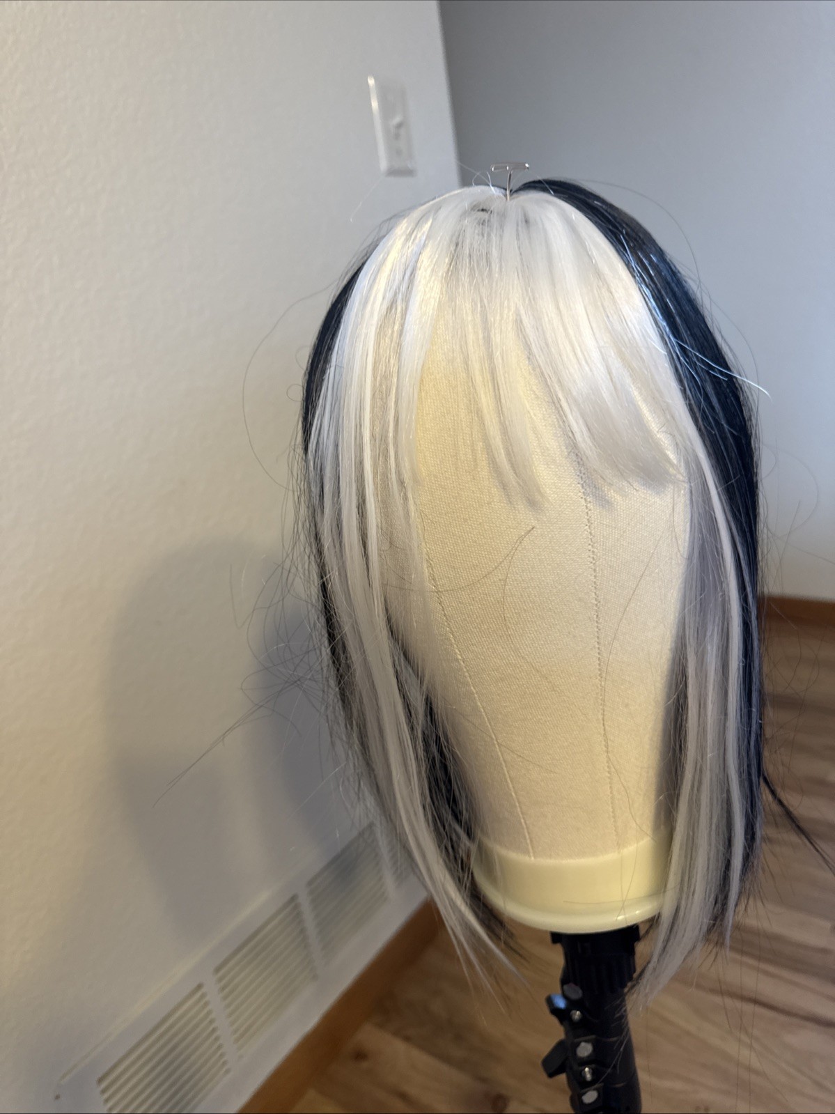 Topper White Black Topper 16” feels Like Real Hair. Wavy 152