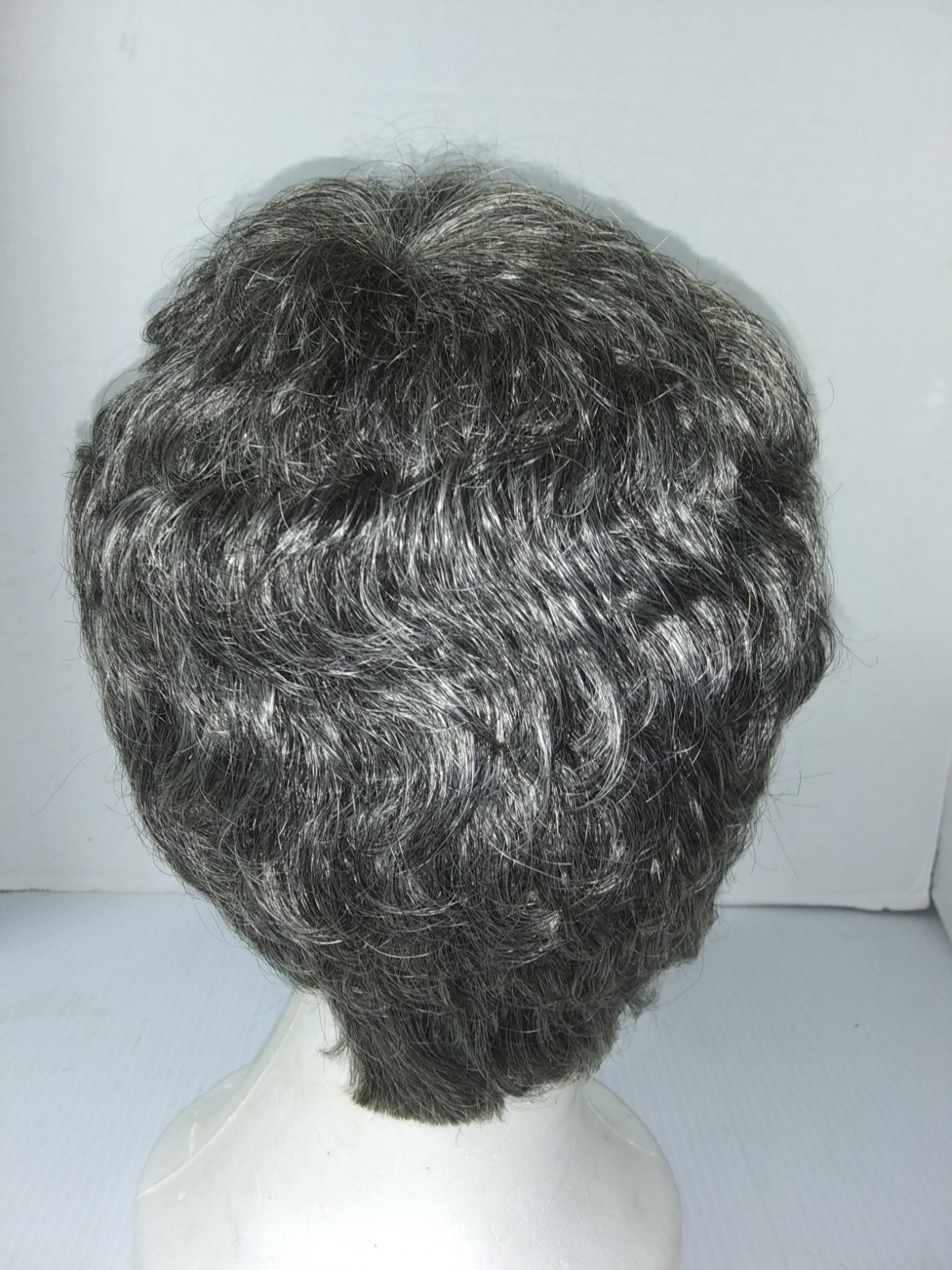 Short Curly Salt & Pepper Gray Wig Textured Acrylic Shag Pixie Wavy Vtg