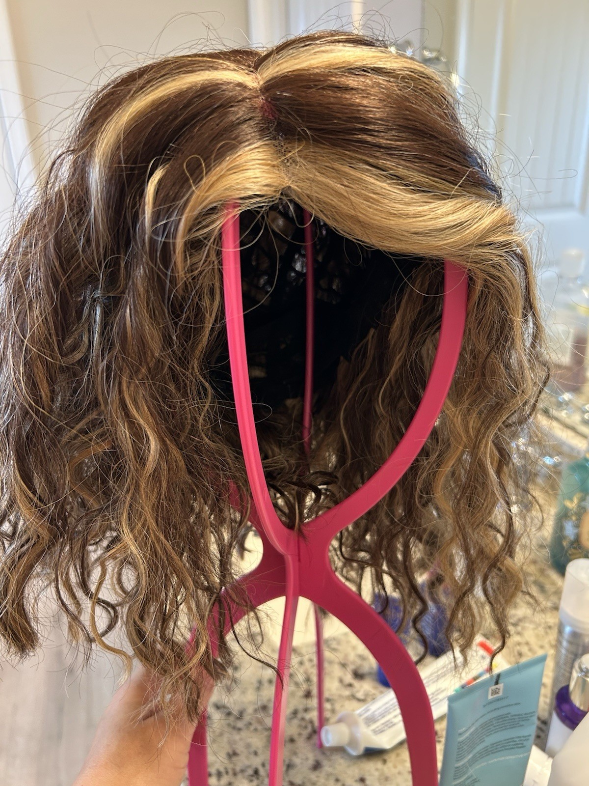 Wavy Wig Dark Brown Blond Highlighted Natural Style for Women Adult Wavy Texture