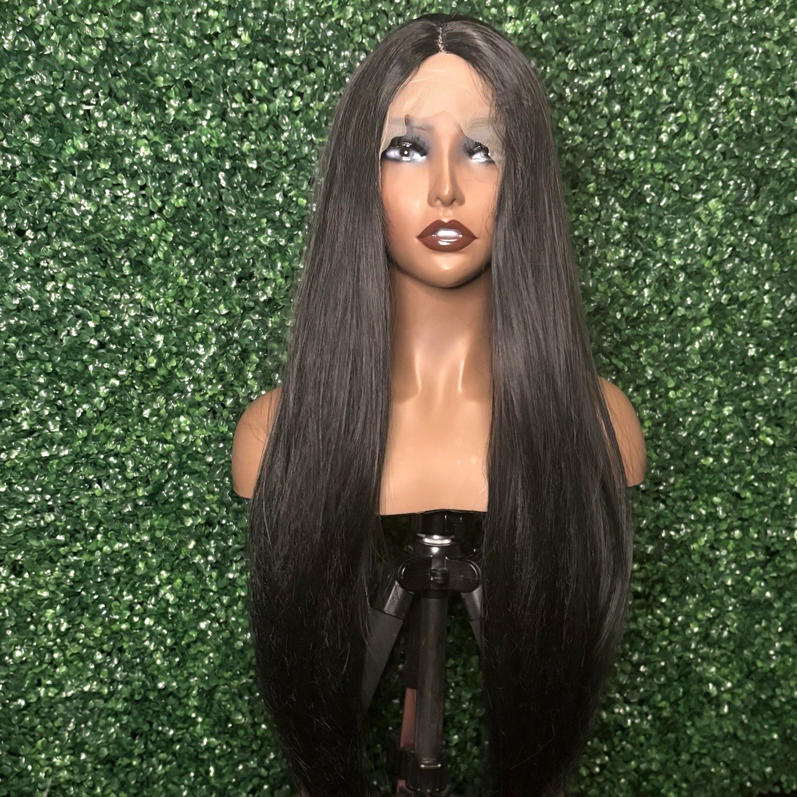 BRAND NEW 28inch Jet Black Luxury Straight Lace Front Wig