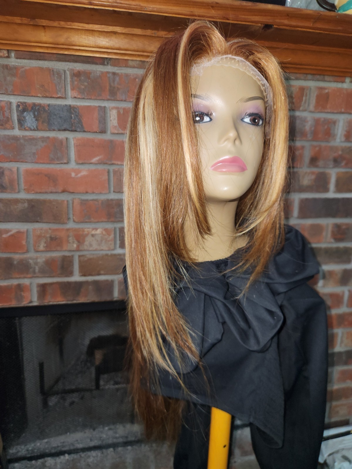 Pre-bleached Lace Front Straight Free-Part Highlighted Wig 30 in Brown/Blonde