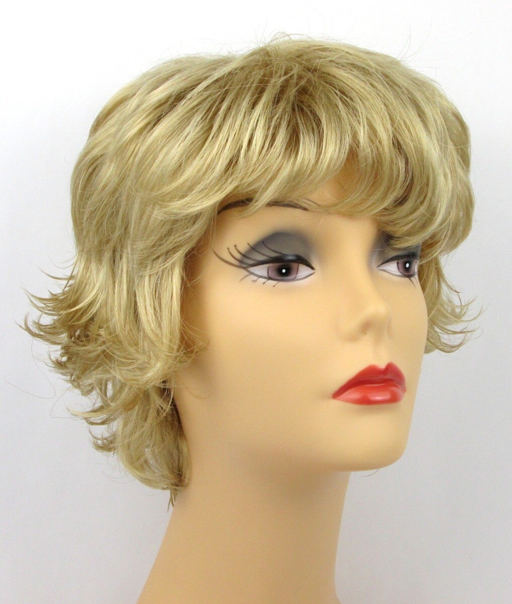 WOMENS SHORT STRAIGHT HAIR WIG TOUSLED LAYERS W/ FLIPPED ENDS & BANGS WINONA