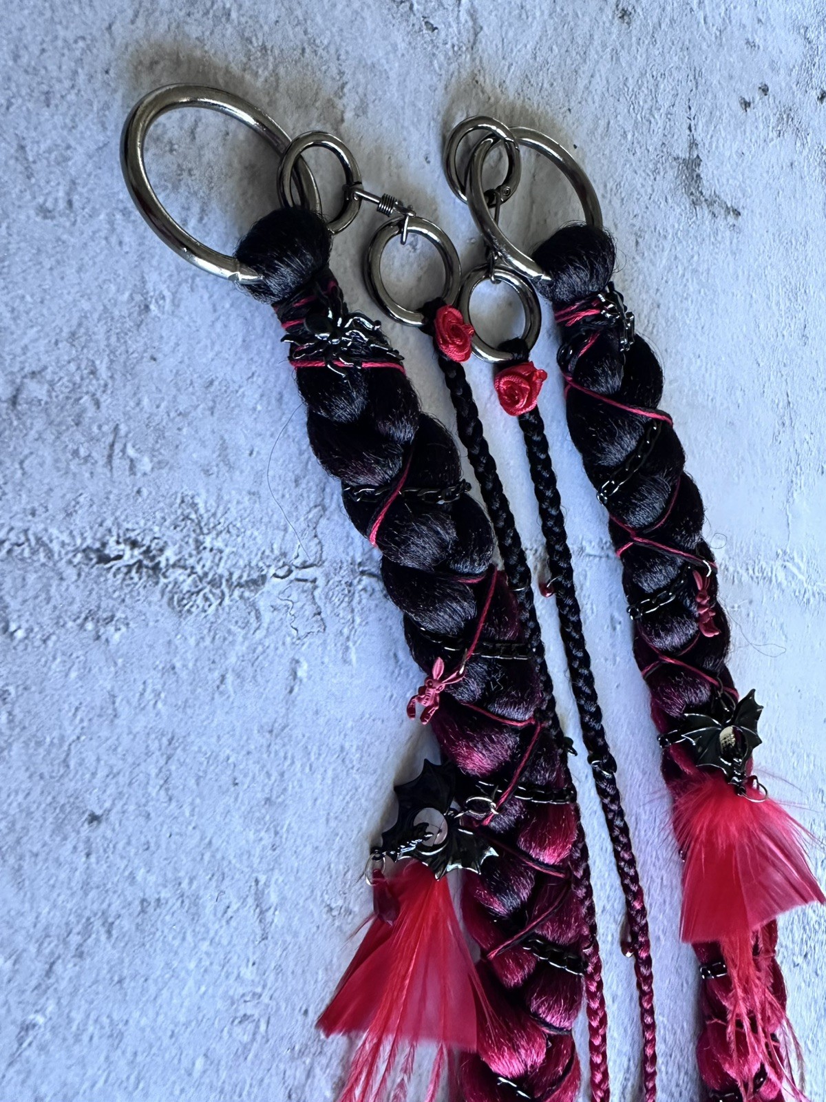 braids on rings and carabiners made of kanekalon Halloween